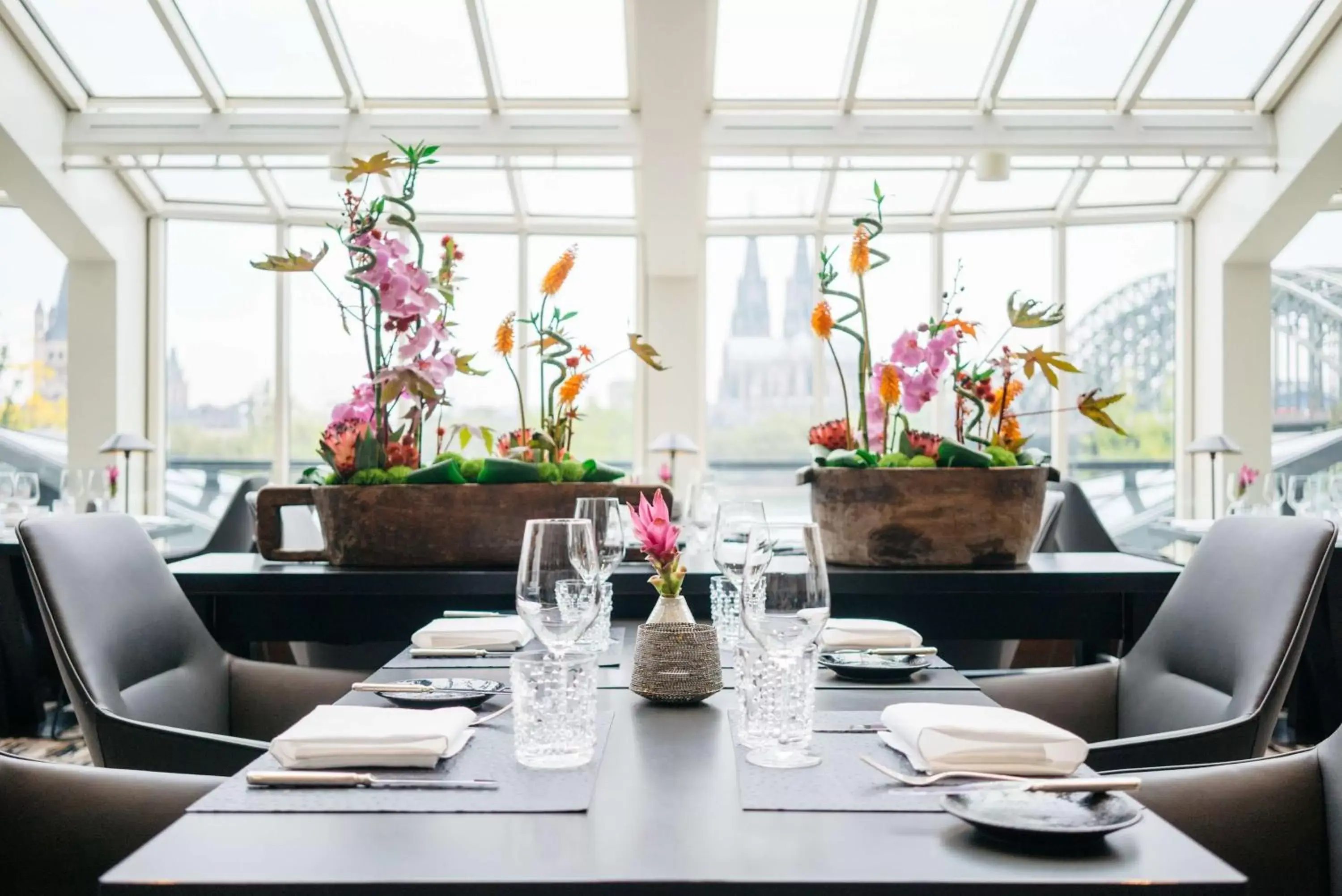 Restaurant/places to eat in Hyatt Regency Köln Restaurant/places to eat in Hyatt Regency Köln