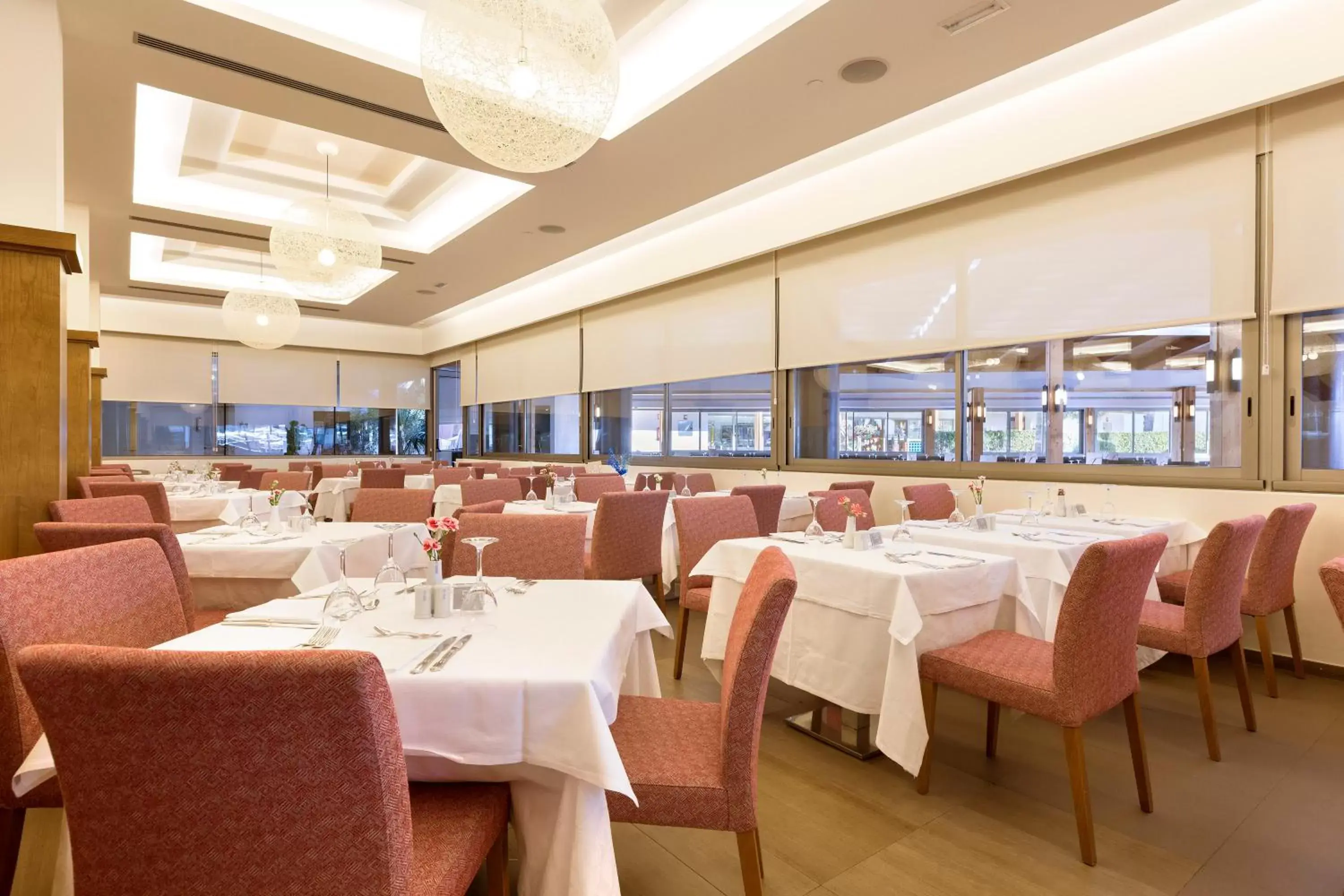 Restaurant/places to eat in Hipotels Cala Millor Park Restaurant/places to eat in Hipotels Cala Millor Park