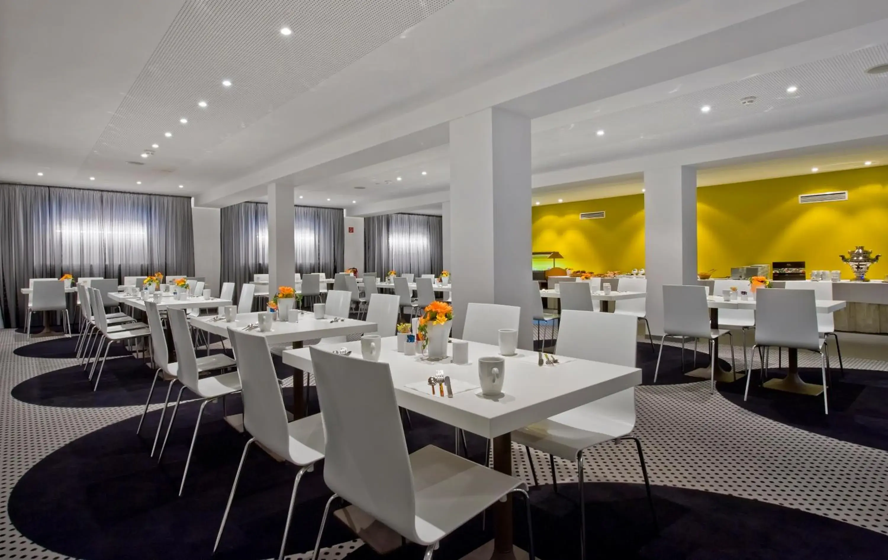 Restaurant/places to eat in Tryp by Wyndham Frankfurt Restaurant/places to eat in Tryp by Wyndham Frankfurt