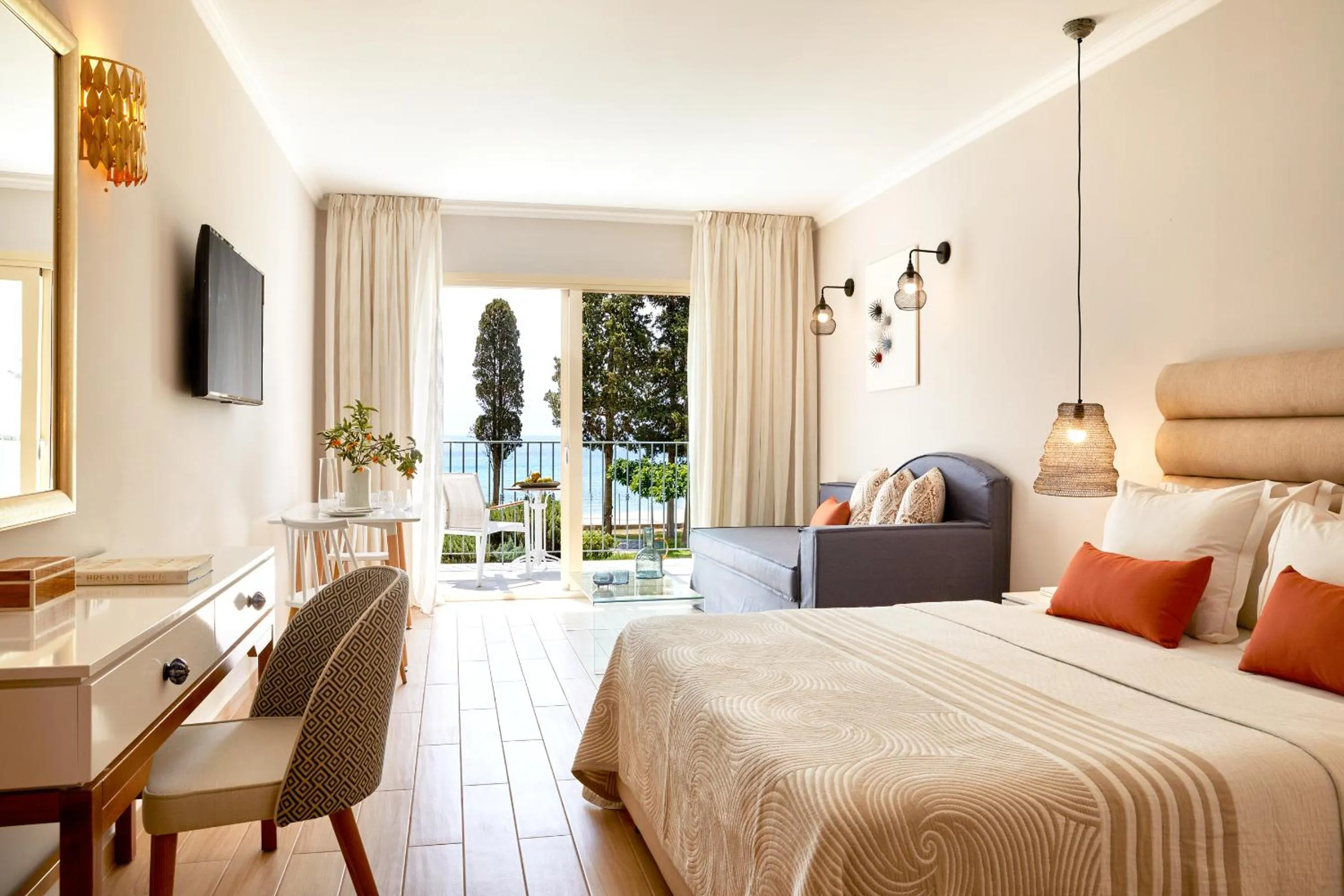 Bedroom, Bed in Parga Beach Resort