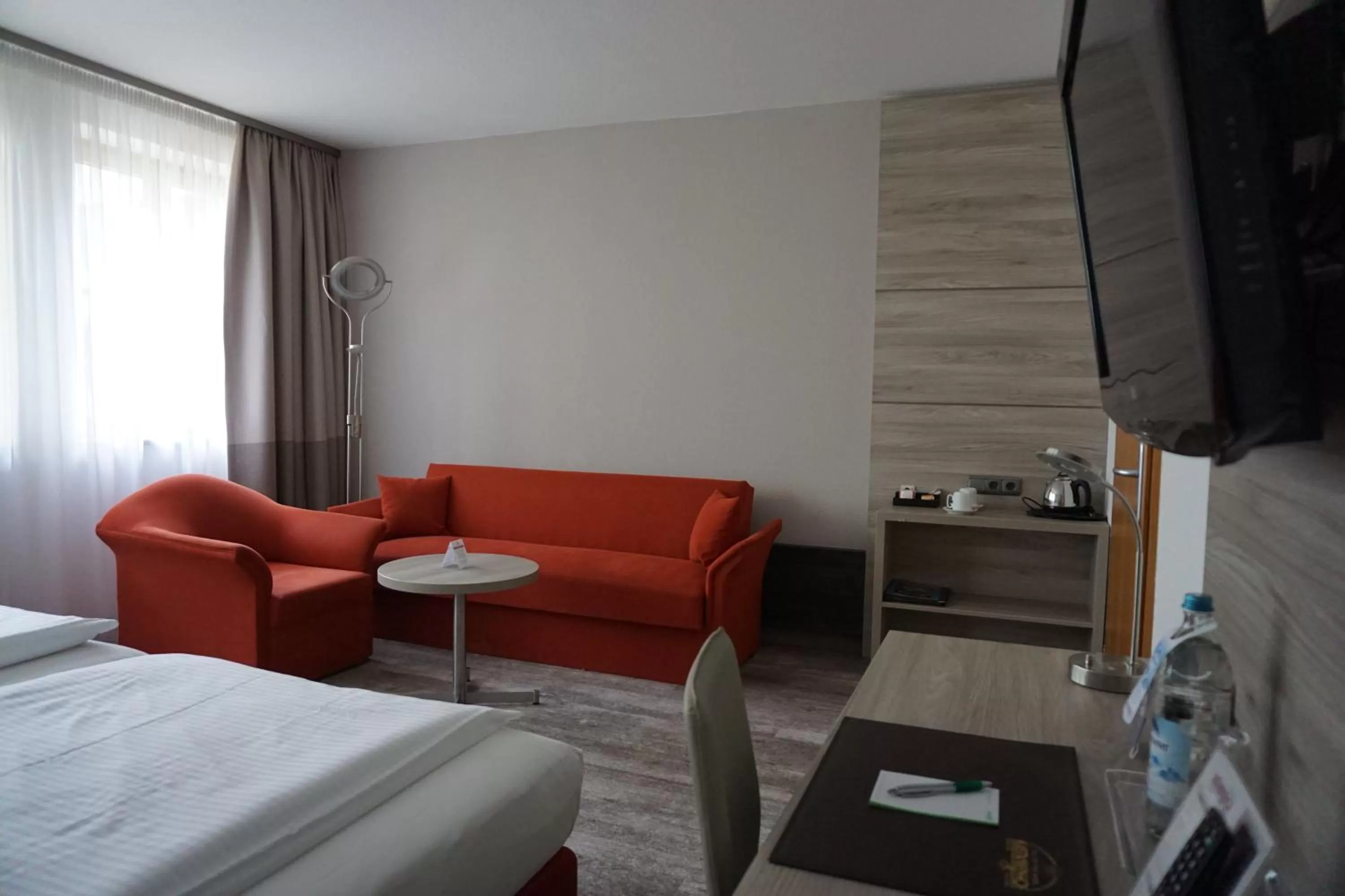 Photo of the whole room, Bed in Hotel Kastanienhof