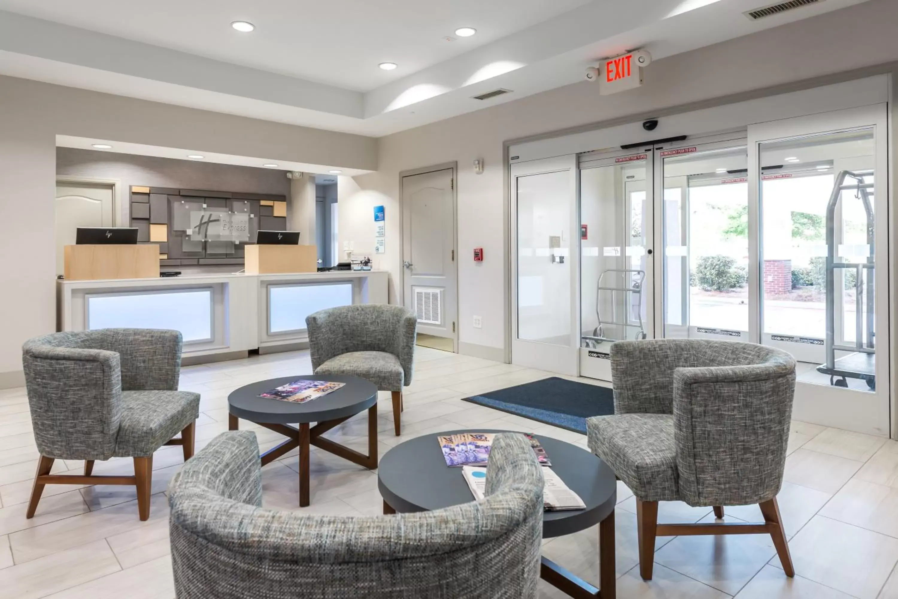 Property building, Lobby/Reception in Holiday Inn Express Hotel & Suites Lagrange I-85, an IHG Hotel
