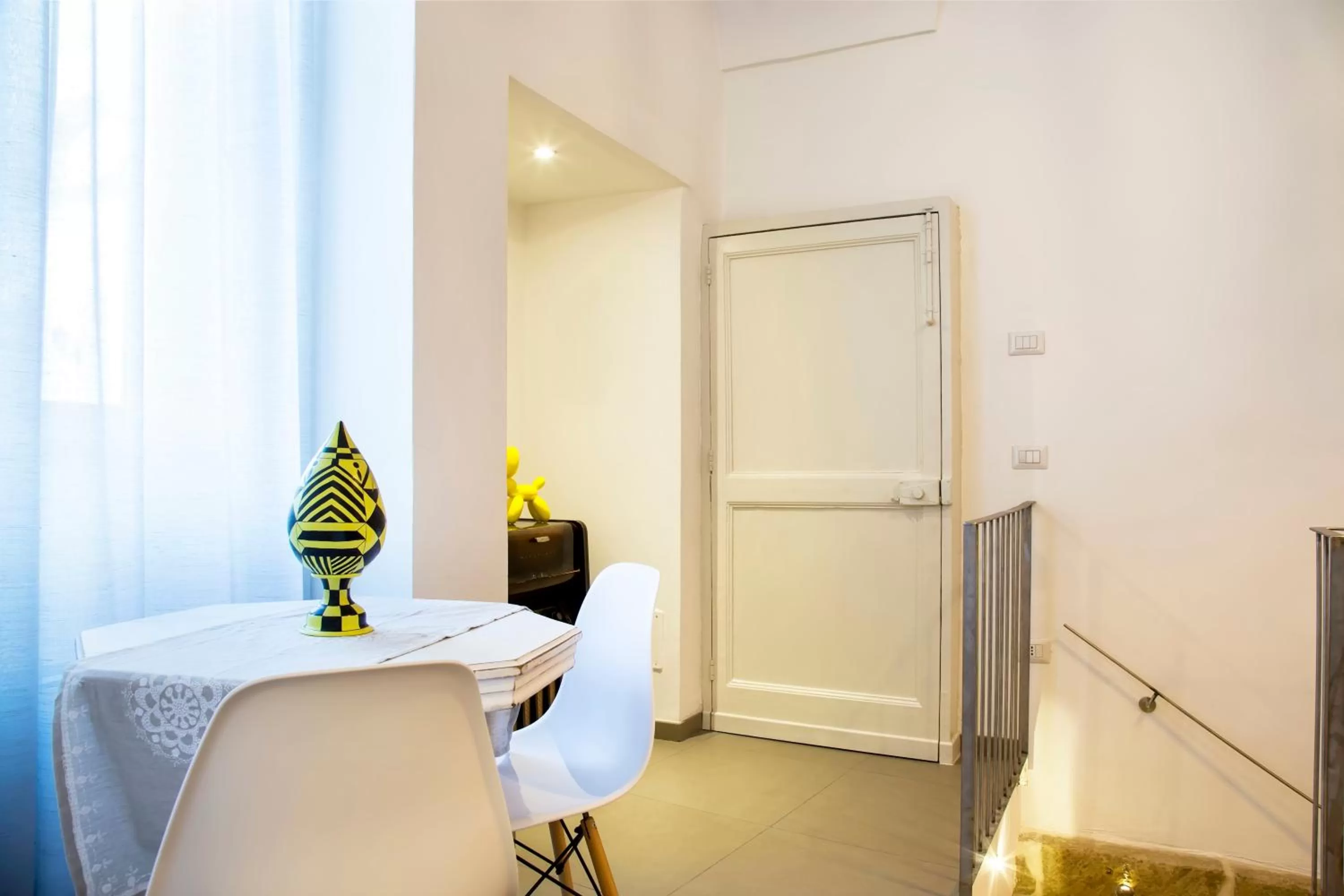 Dining Area in ReLuxe Private Wellness