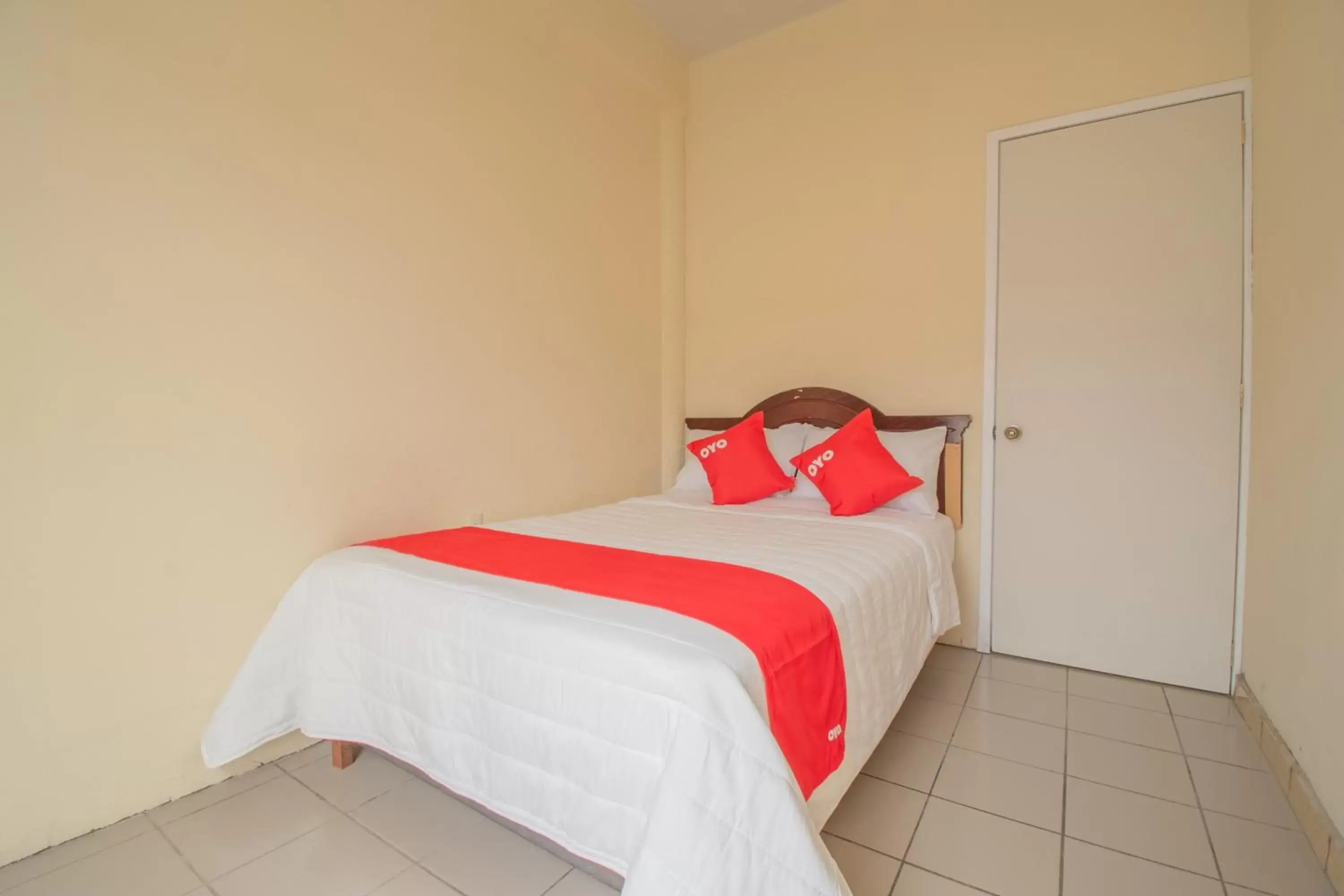 Bedroom, Bed in OYO Hotel Morelos, Villa Hidalgo