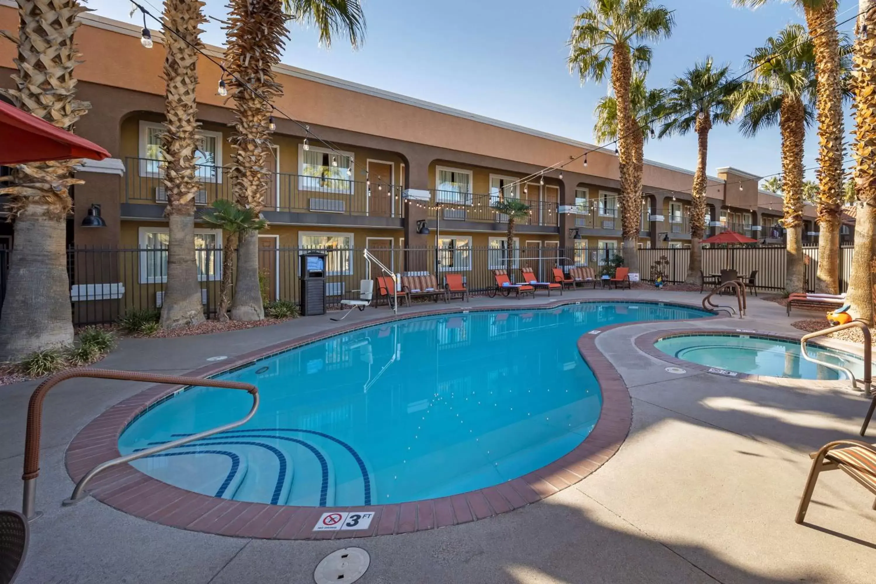 Pool view, Swimming Pool in Best Western Mesquite Inn