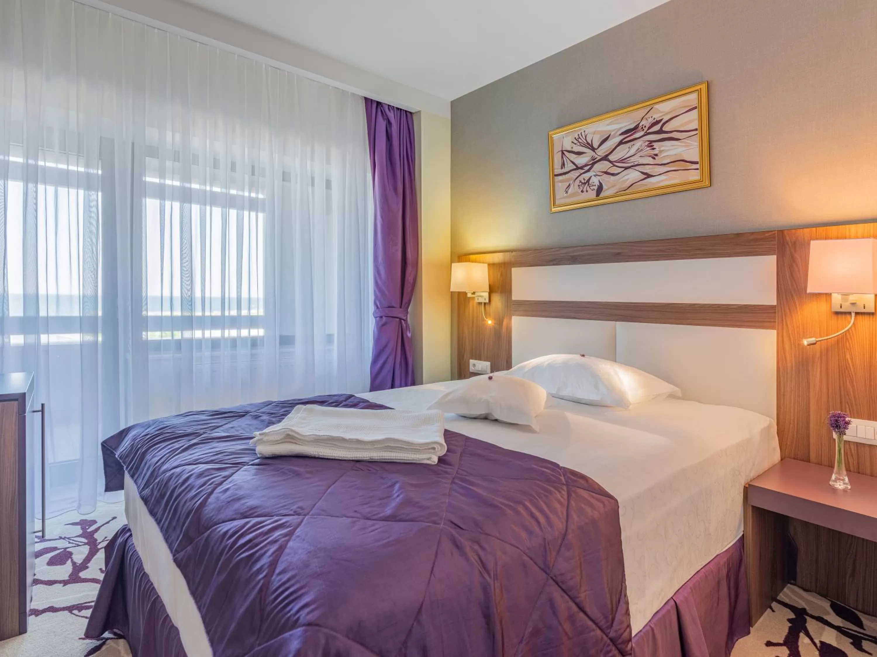 Bed in New Belvedere