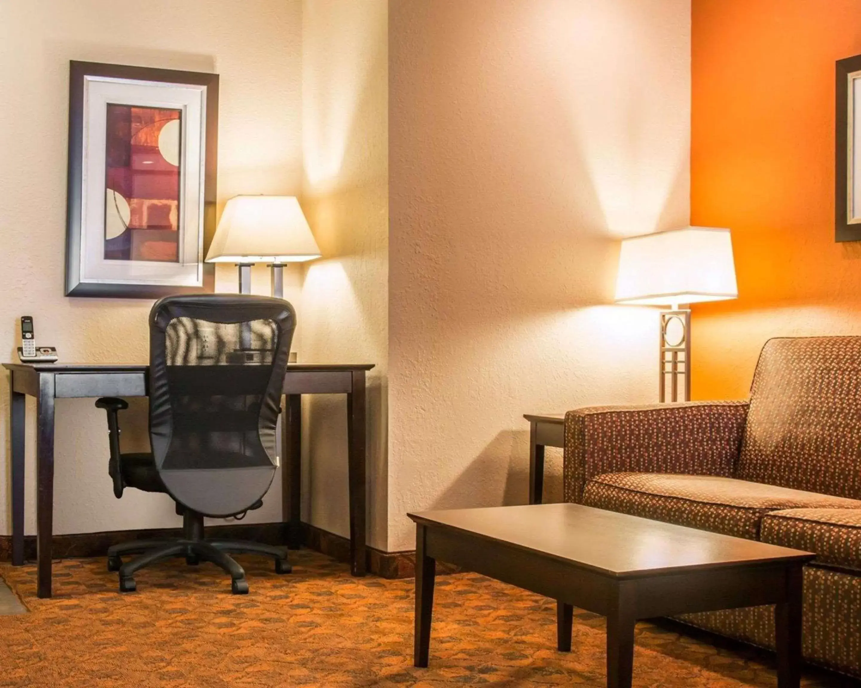 Photo of the whole room, Seating Area in Comfort Inn & Suites and Conference Center