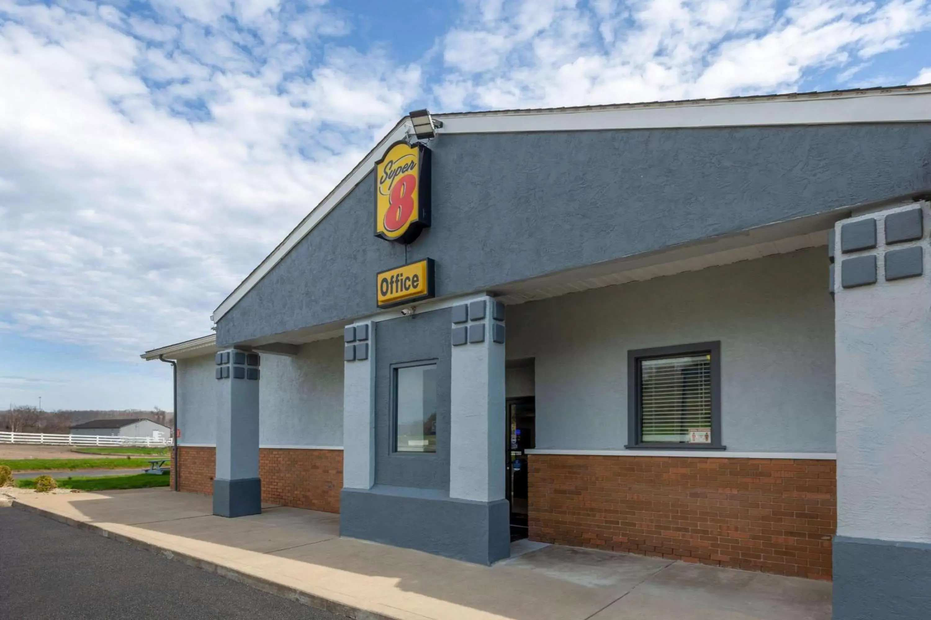 Property Building in Super 8 by Wyndham Newcomerstown