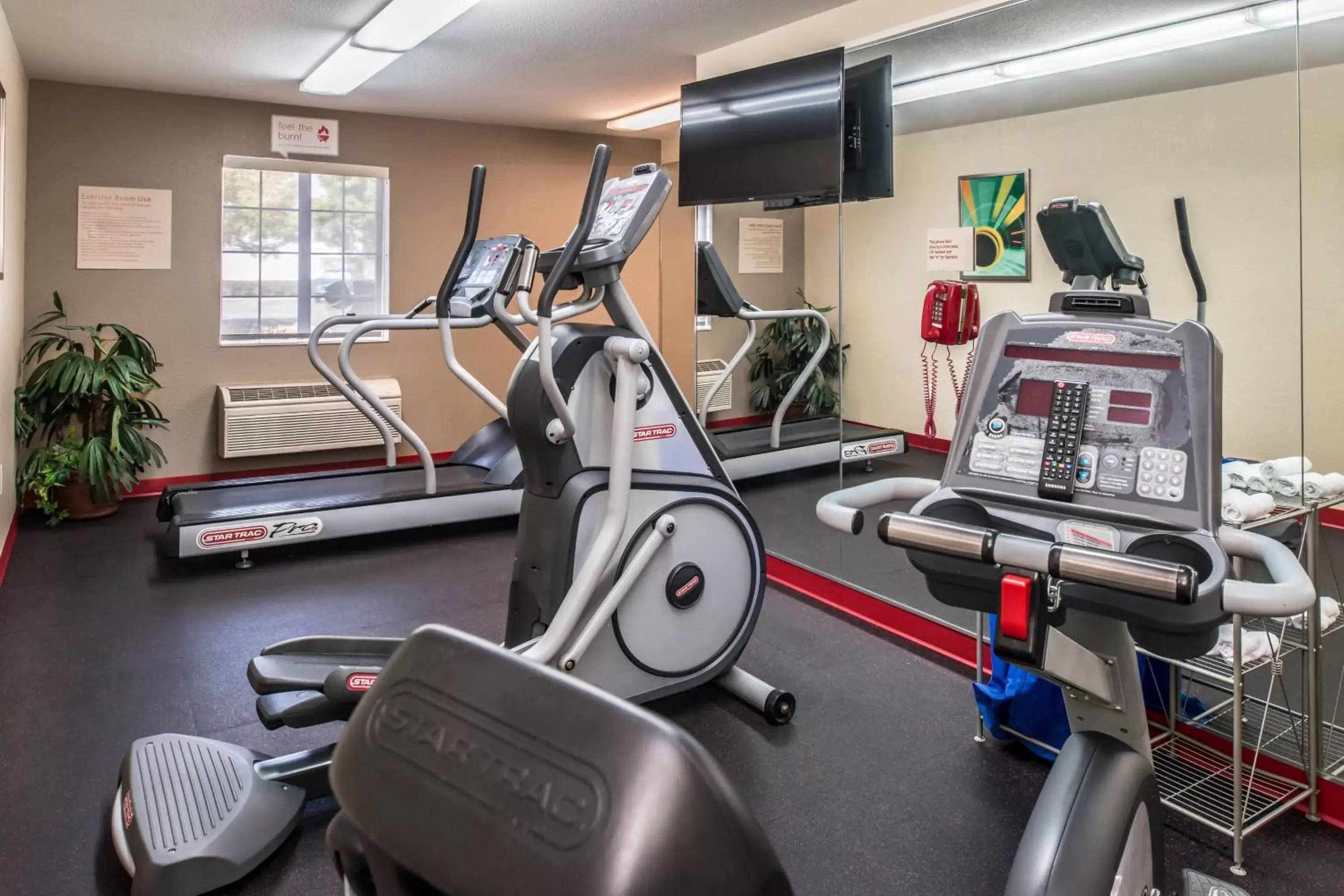 Fitness centre/facilities, Fitness Center/Facilities in TownePlace Suites by Marriott Anaheim Maingate Near Angel Stadium