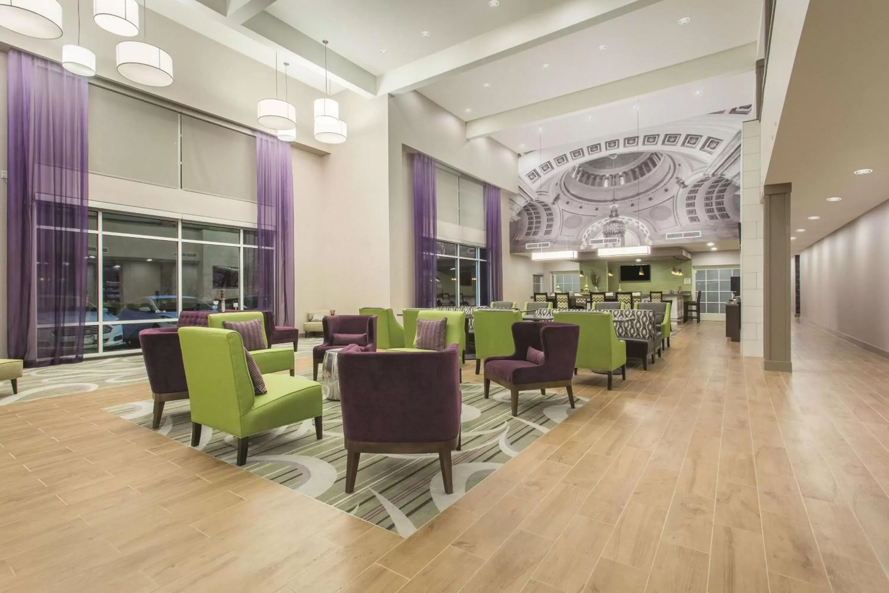 Lobby or reception, Restaurant/Places to Eat in La Quinta by Wyndham Tumwater - Olympia