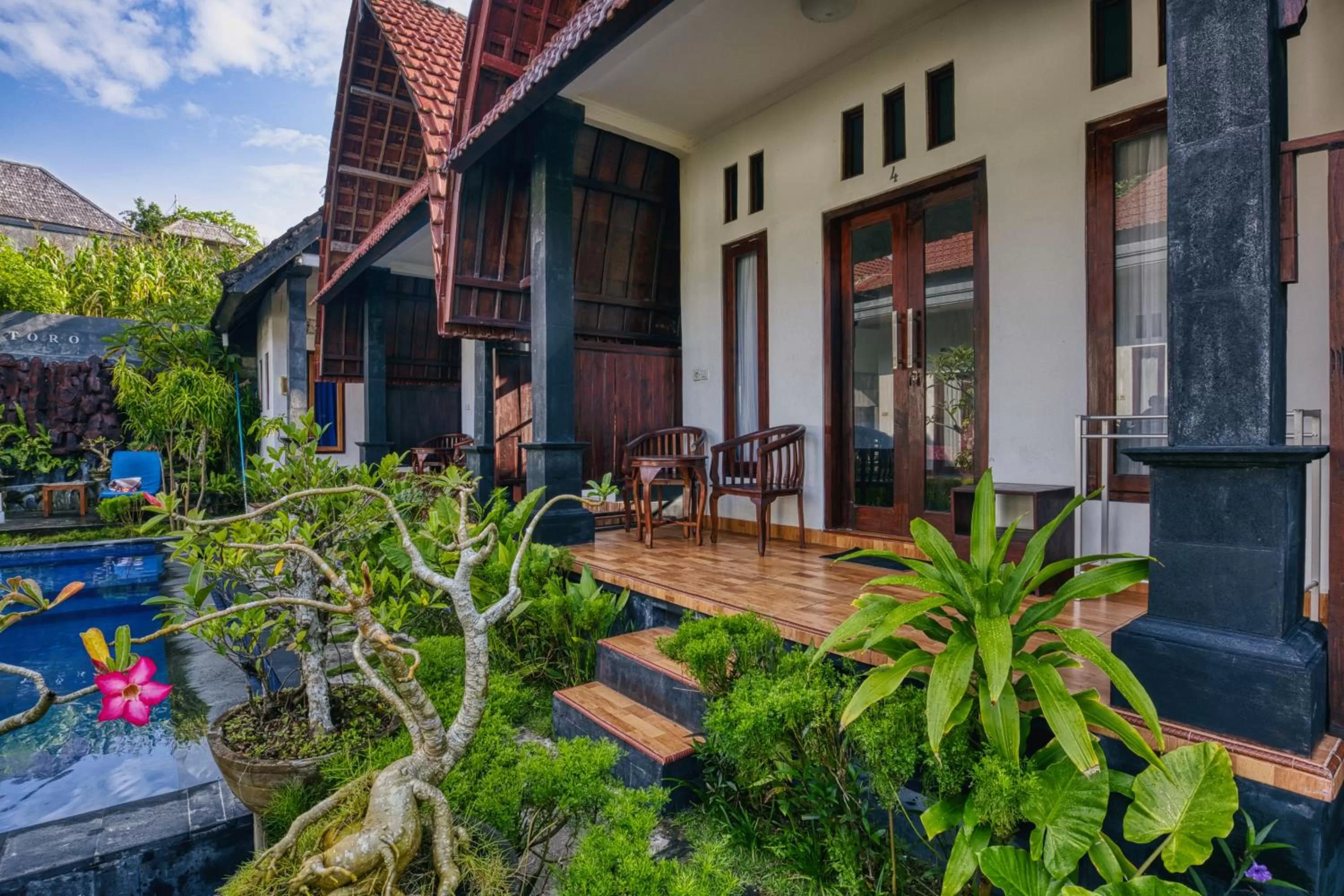 Patio in Toro Cottage