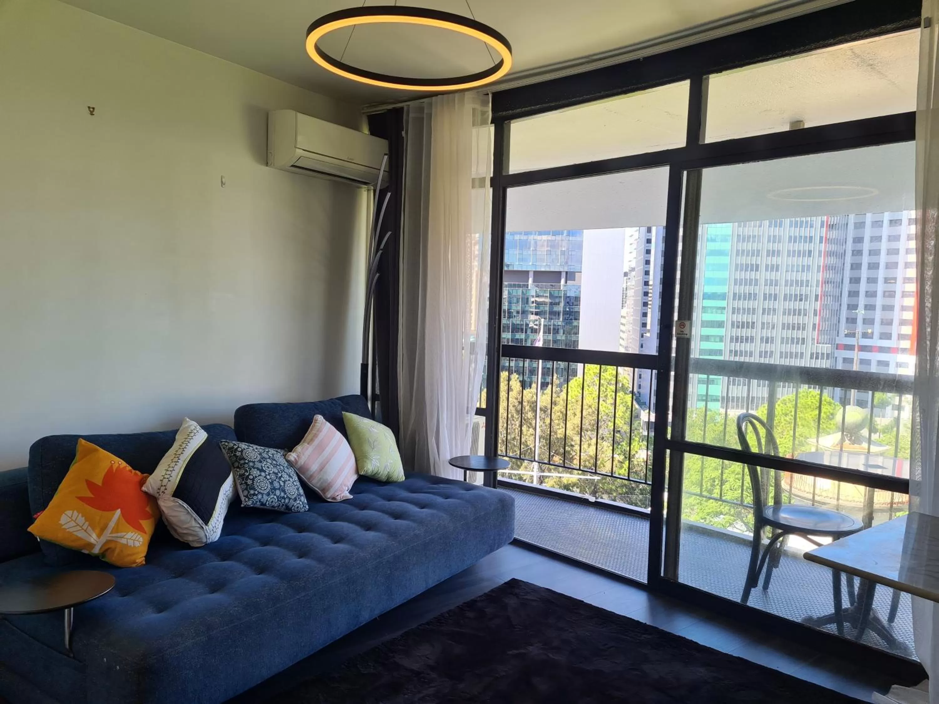 Living room in Madison Tower Mill Hotel