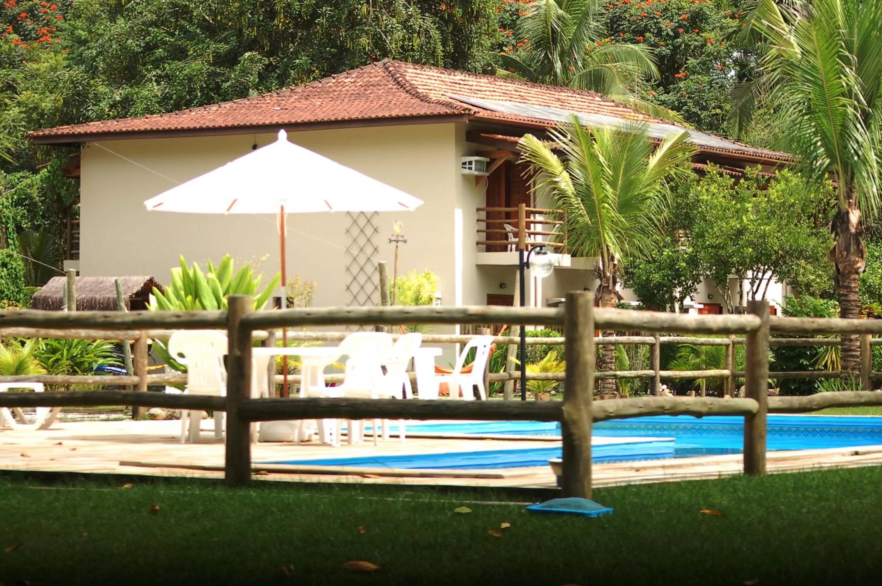 Property building in Pousada Praia de Itamambuca
