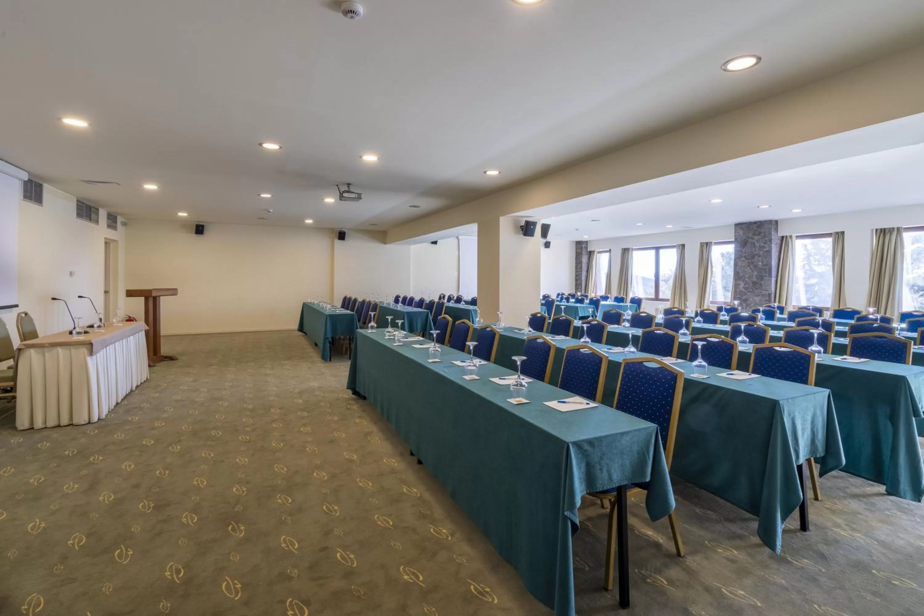 Banquet/Function facilities in Anemolia Mountain Resort