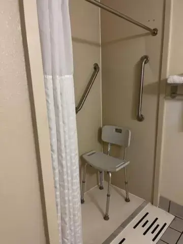 Bathroom in Quality Inn University Area