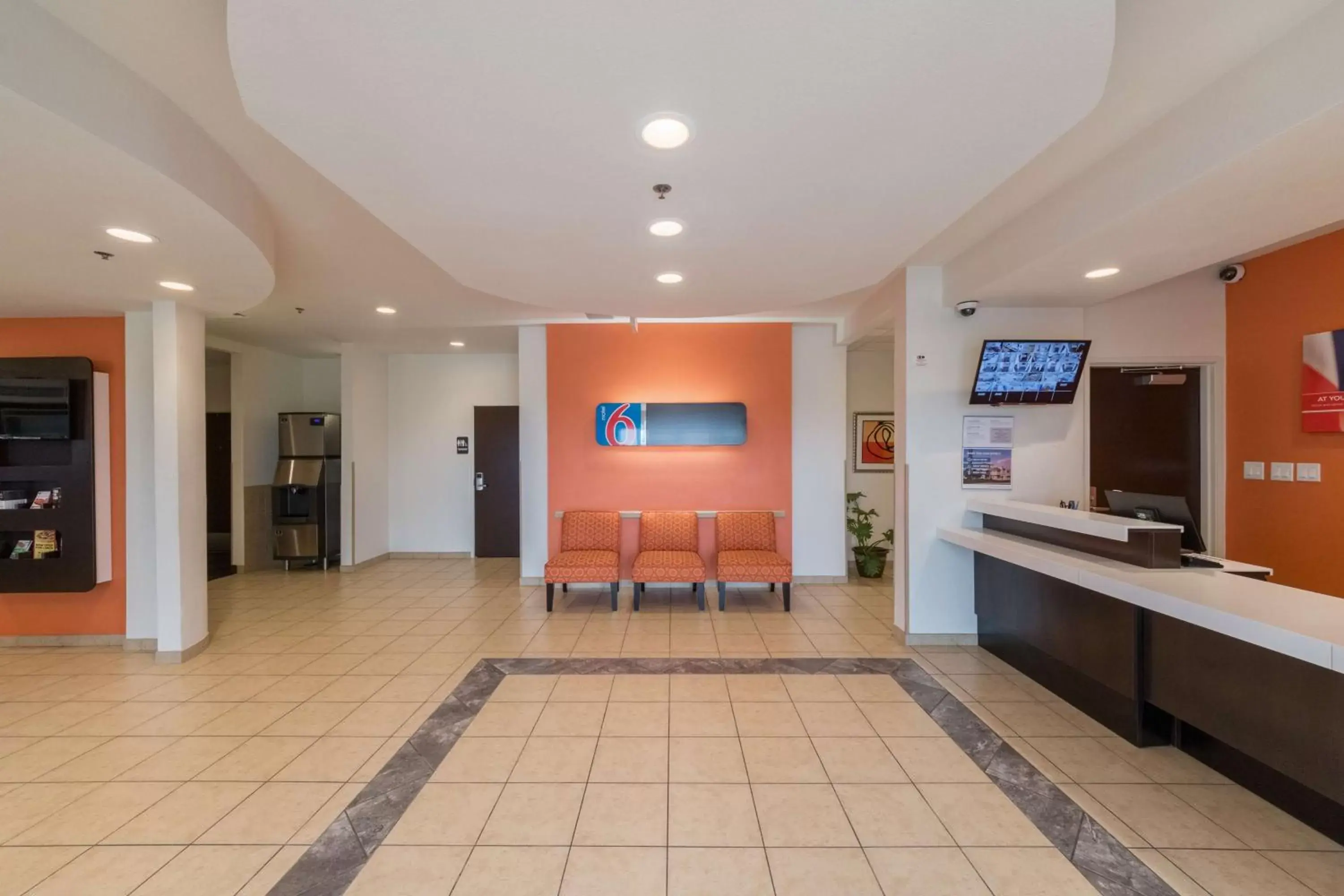 Lobby or reception, Lobby/Reception in Motel 6-Laredo, TX - Airport
