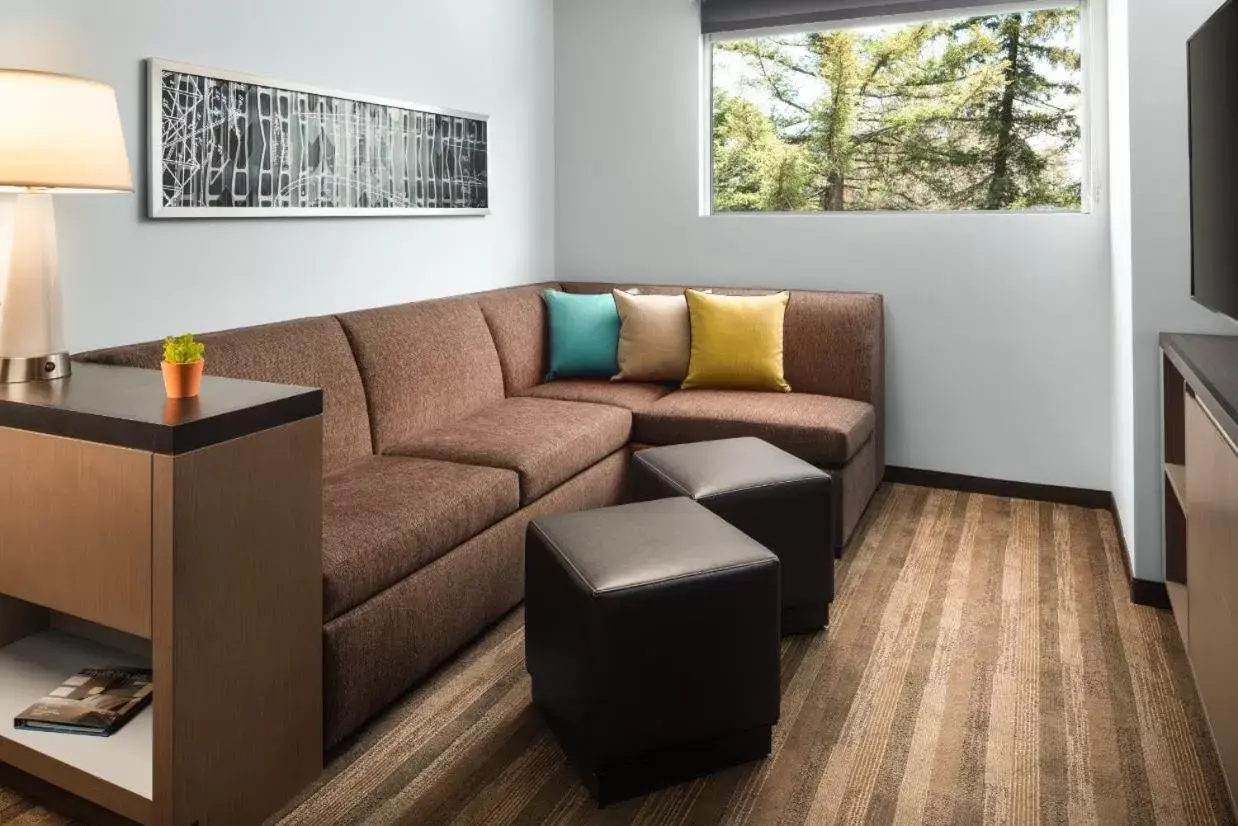 Seating Area in Hyatt House San Jose/Cupertino