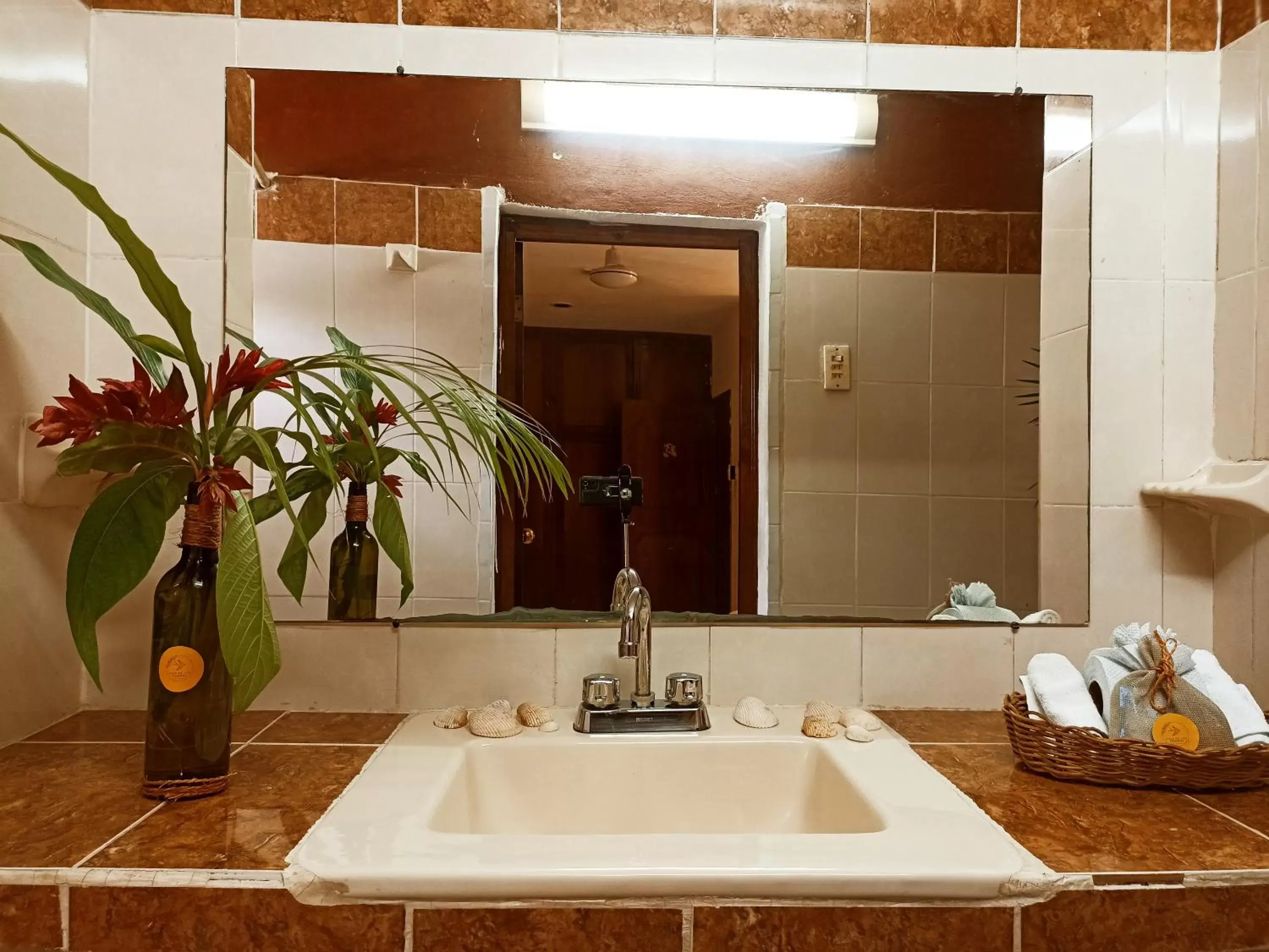 Bathroom in Casa De Los Pájaros - B&B