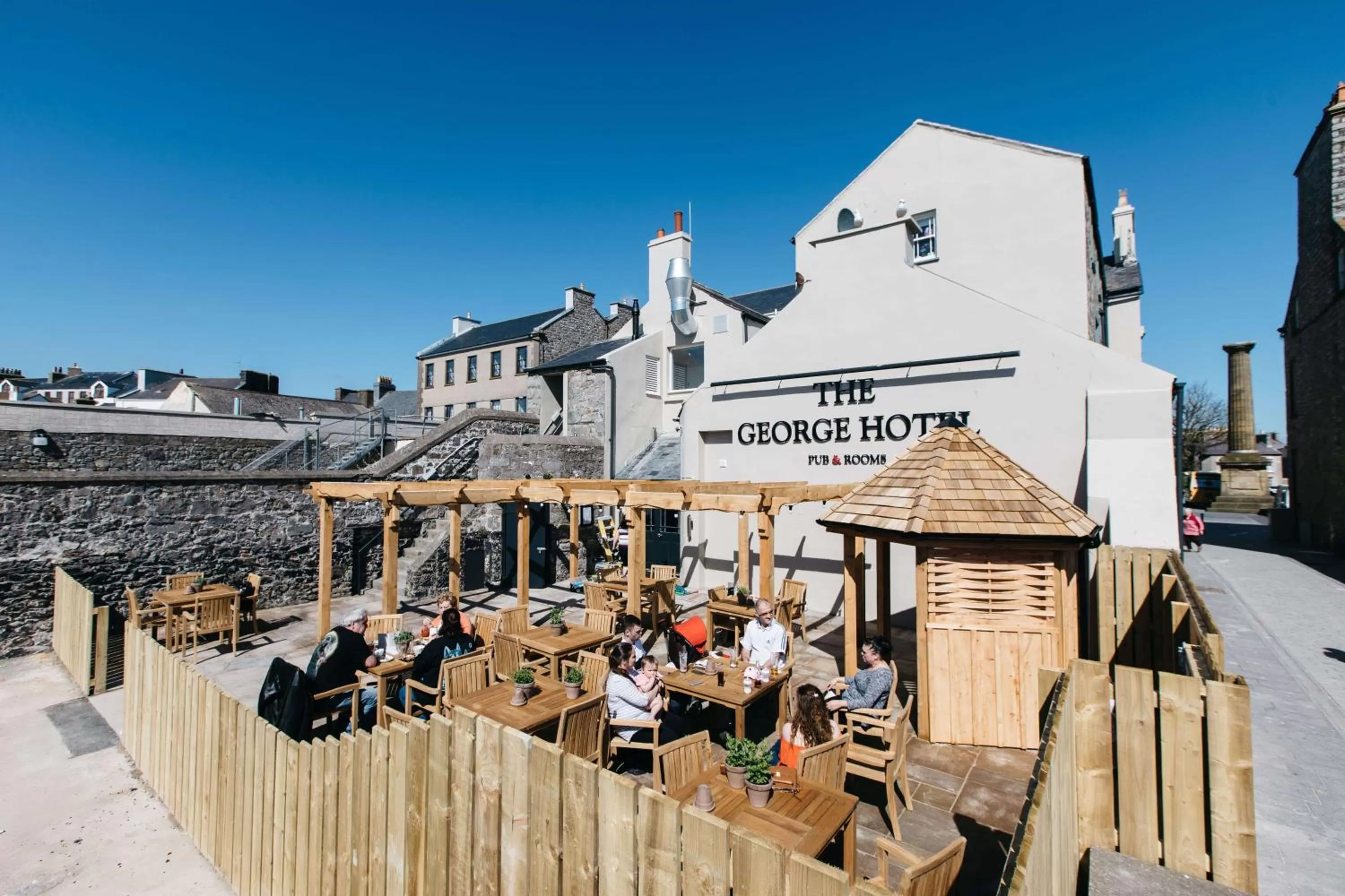 Restaurant/places to eat in The George Hotel