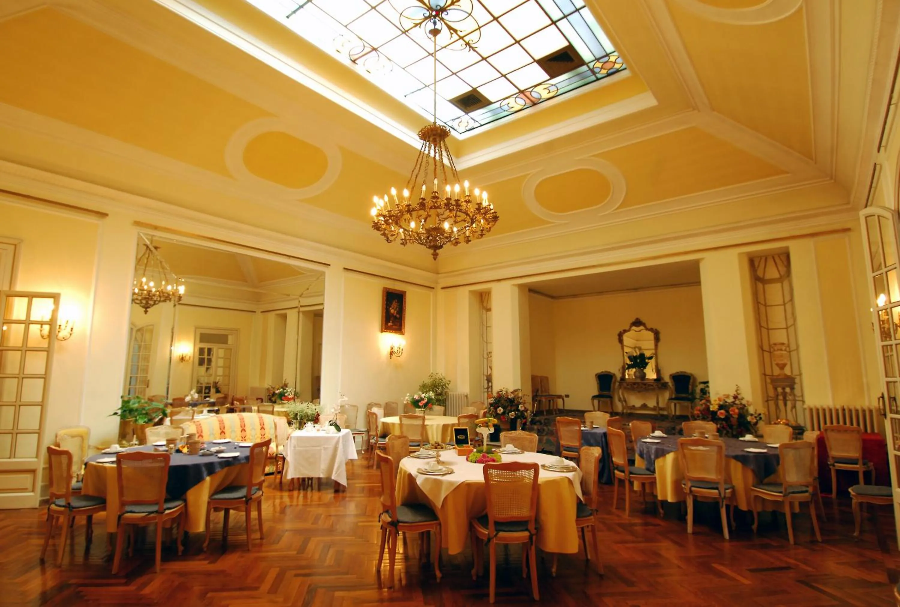 Restaurant/places to eat in Grande Albergo Quattro Stagioni