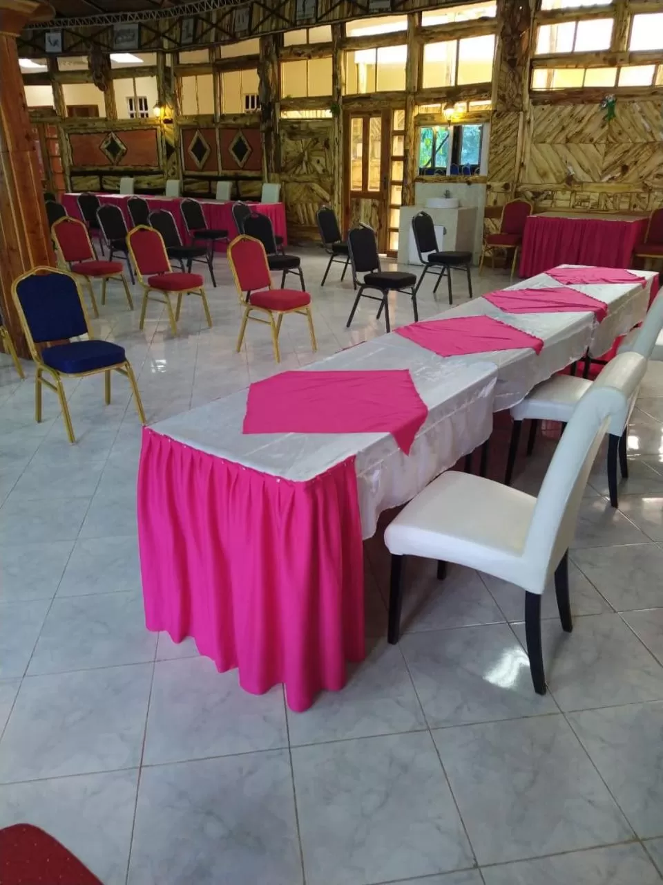 Restaurant/Places to Eat in Vienna Woods Hotel Nakuru