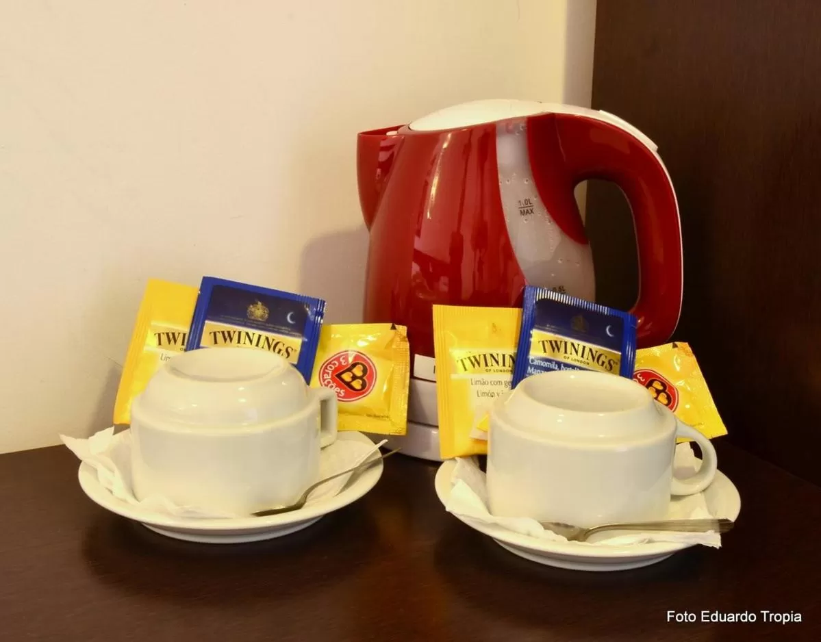 Coffee/tea facilities in Pousada Dos Ofícios