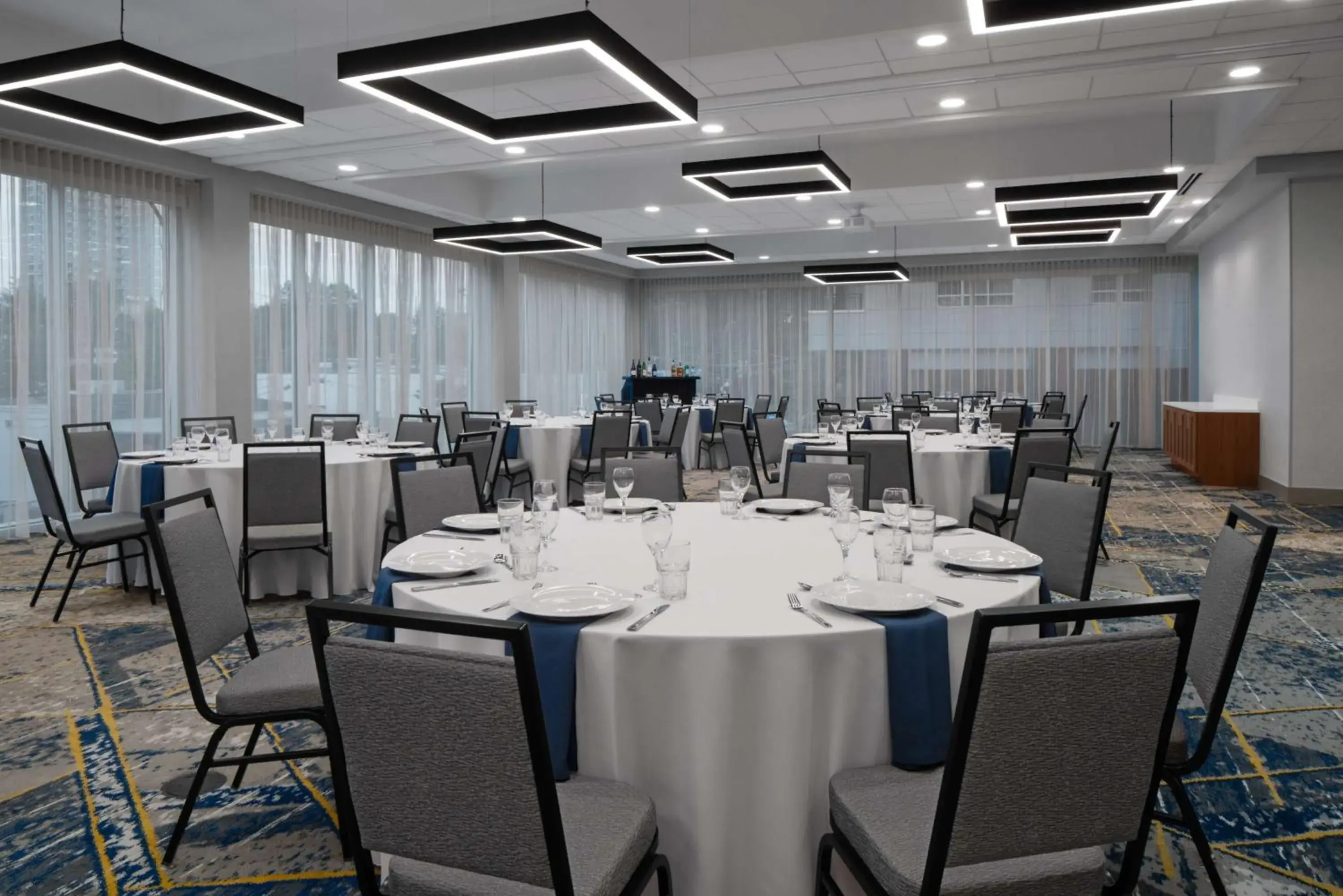 Meeting/conference room, Restaurant/Places to Eat in Homewood Suites By Hilton Charlotte Uptown First Ward