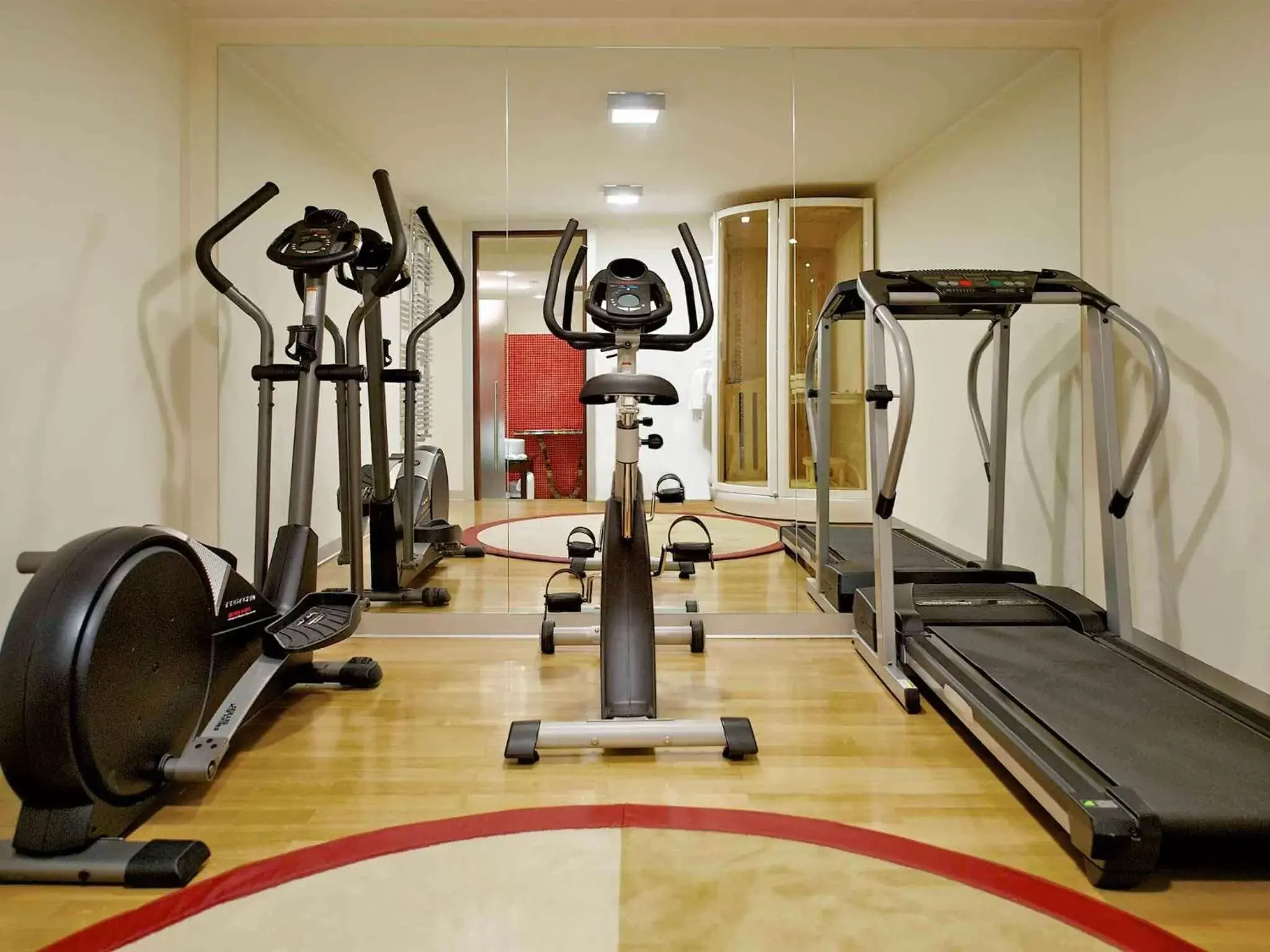 On site, Fitness Center/Facilities in La Griffe Hotel Roma