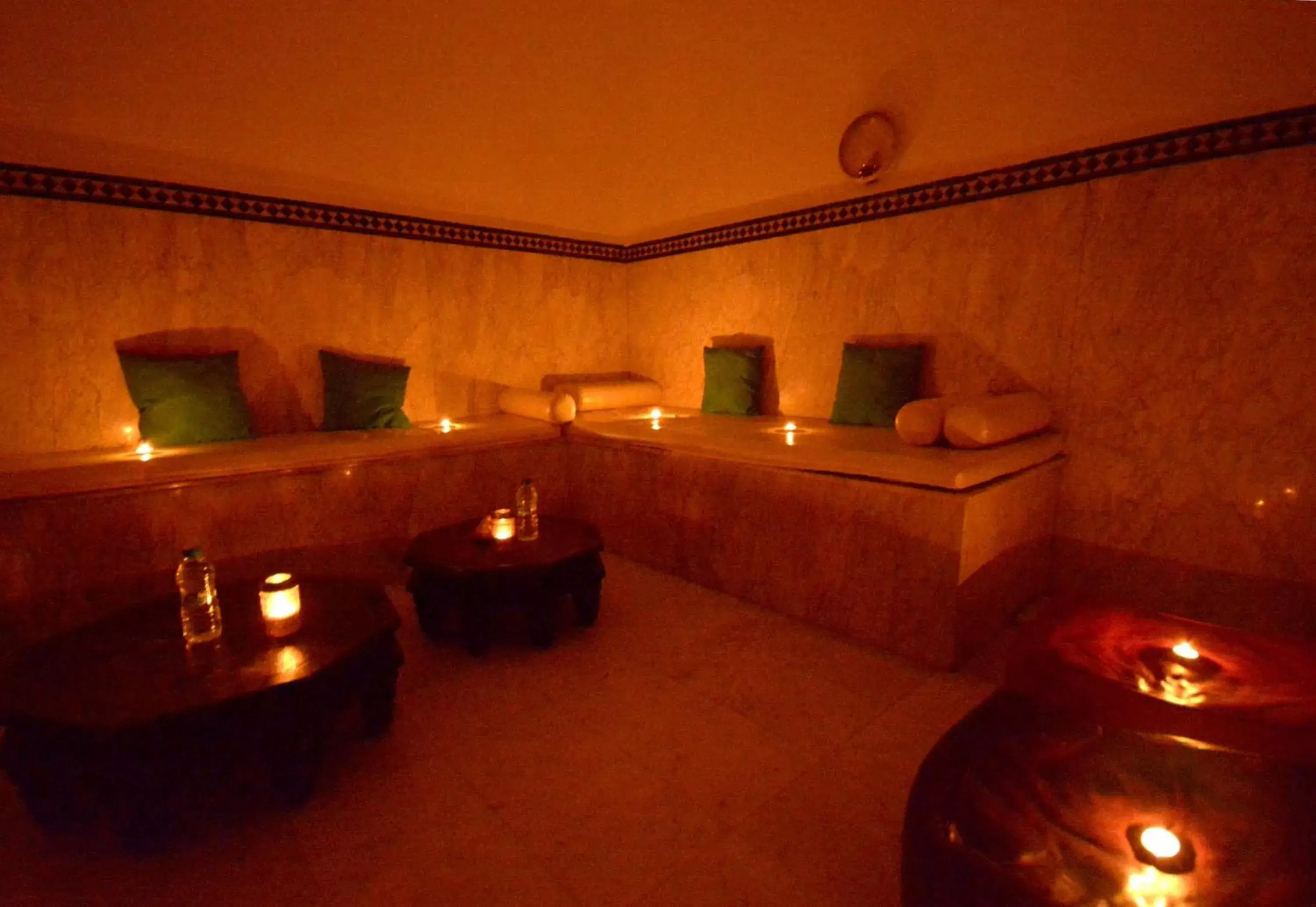 Spa and wellness centre/facilities, Bathroom in Oasis Hotel & Spa