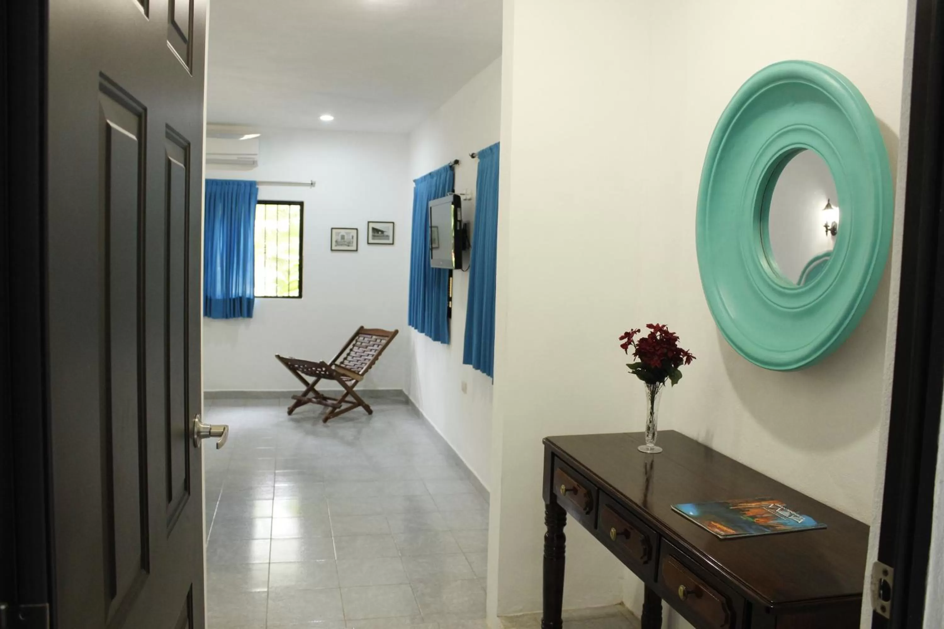 Photo of the whole room in Posada Ya´ax Ich