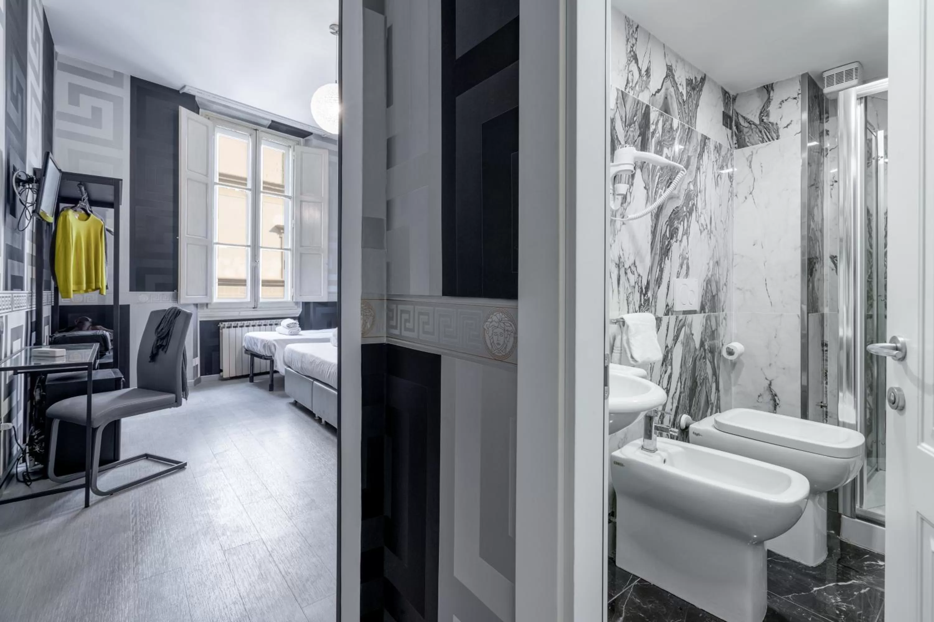 Bathroom in Hotel Spagna