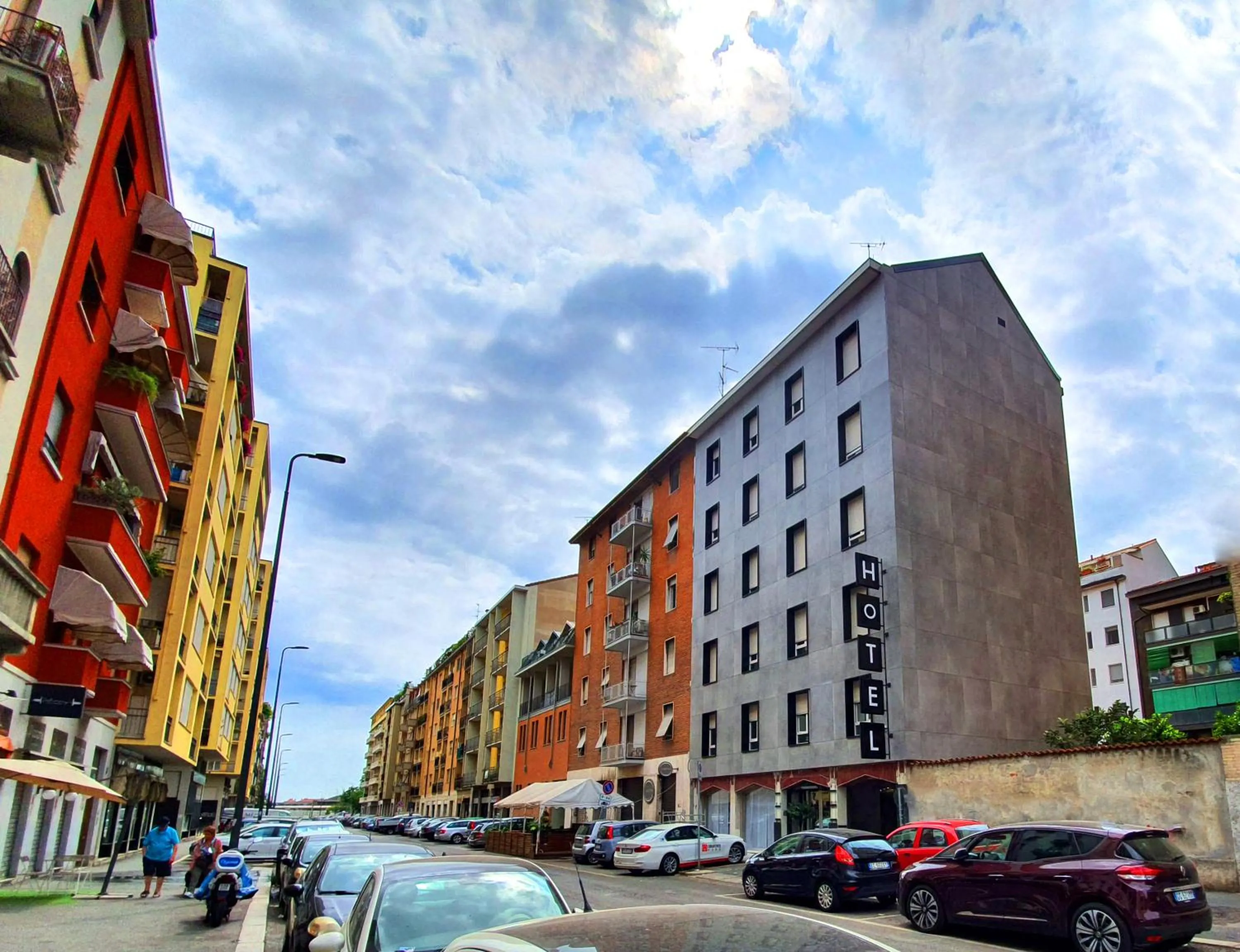 Property building in Hotel Molise 2