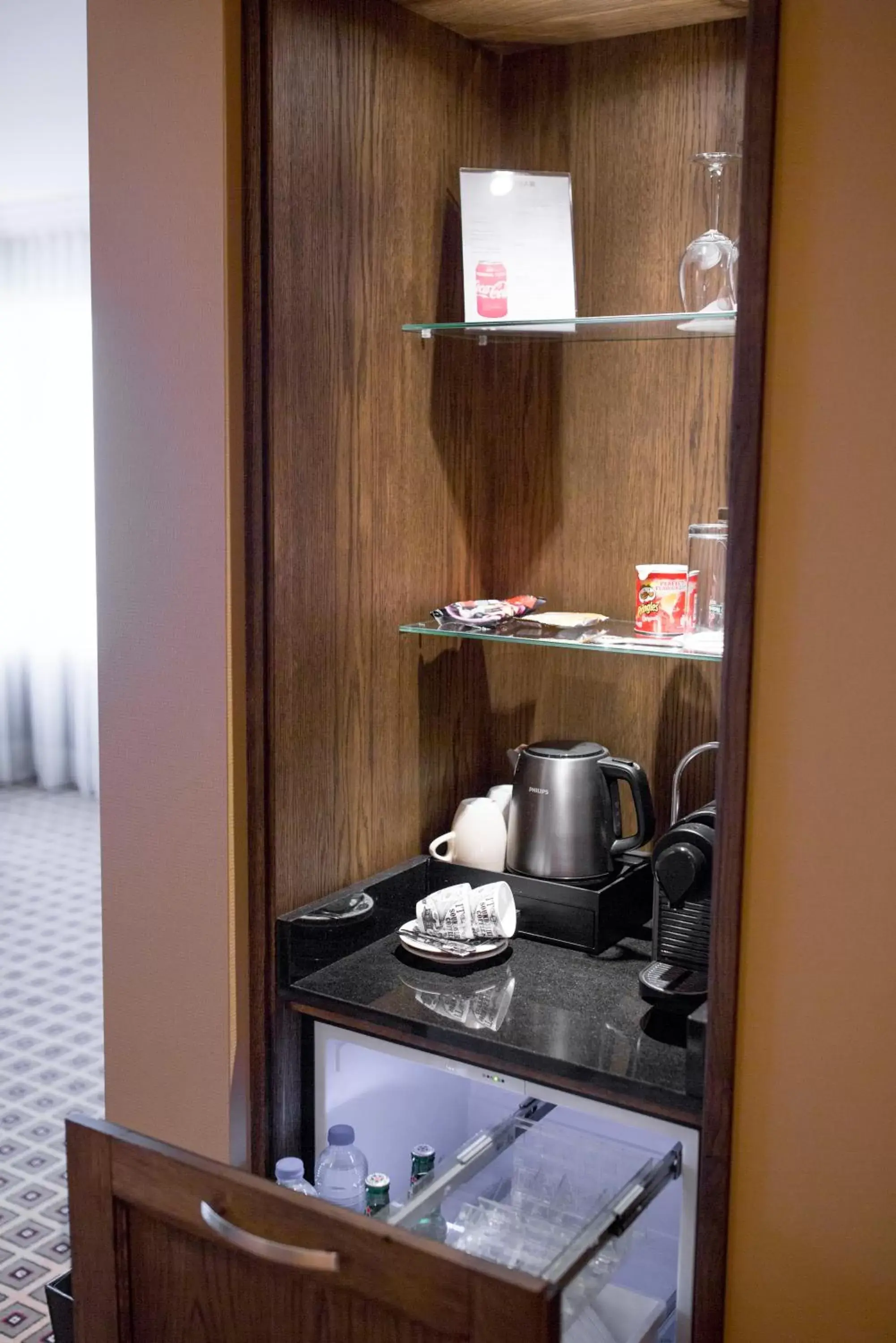 Coffee/tea facilities, Kitchen/Kitchenette in Grand Hotel Huis ter Duin