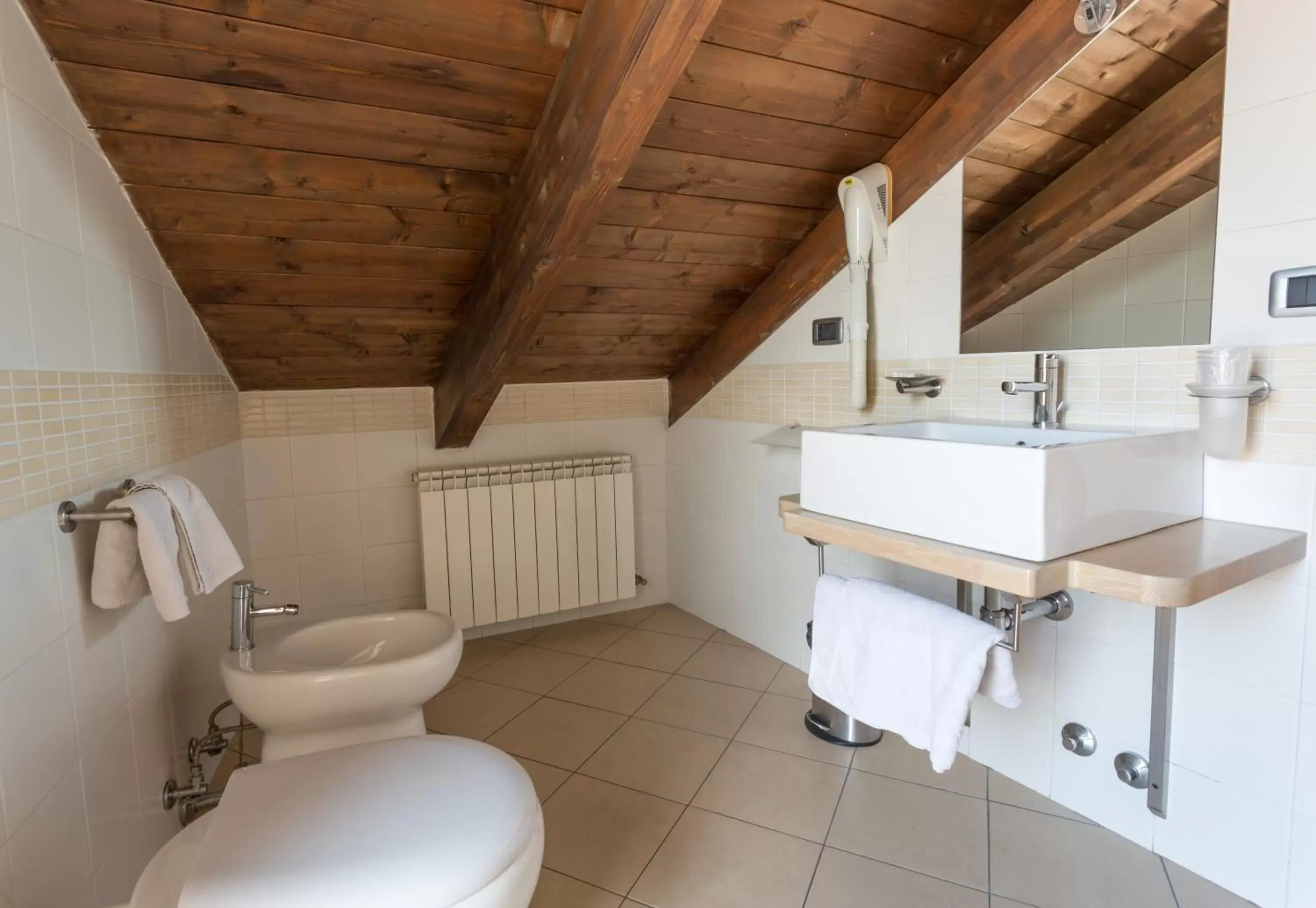 Bathroom in Hotel Conte Ruggero
