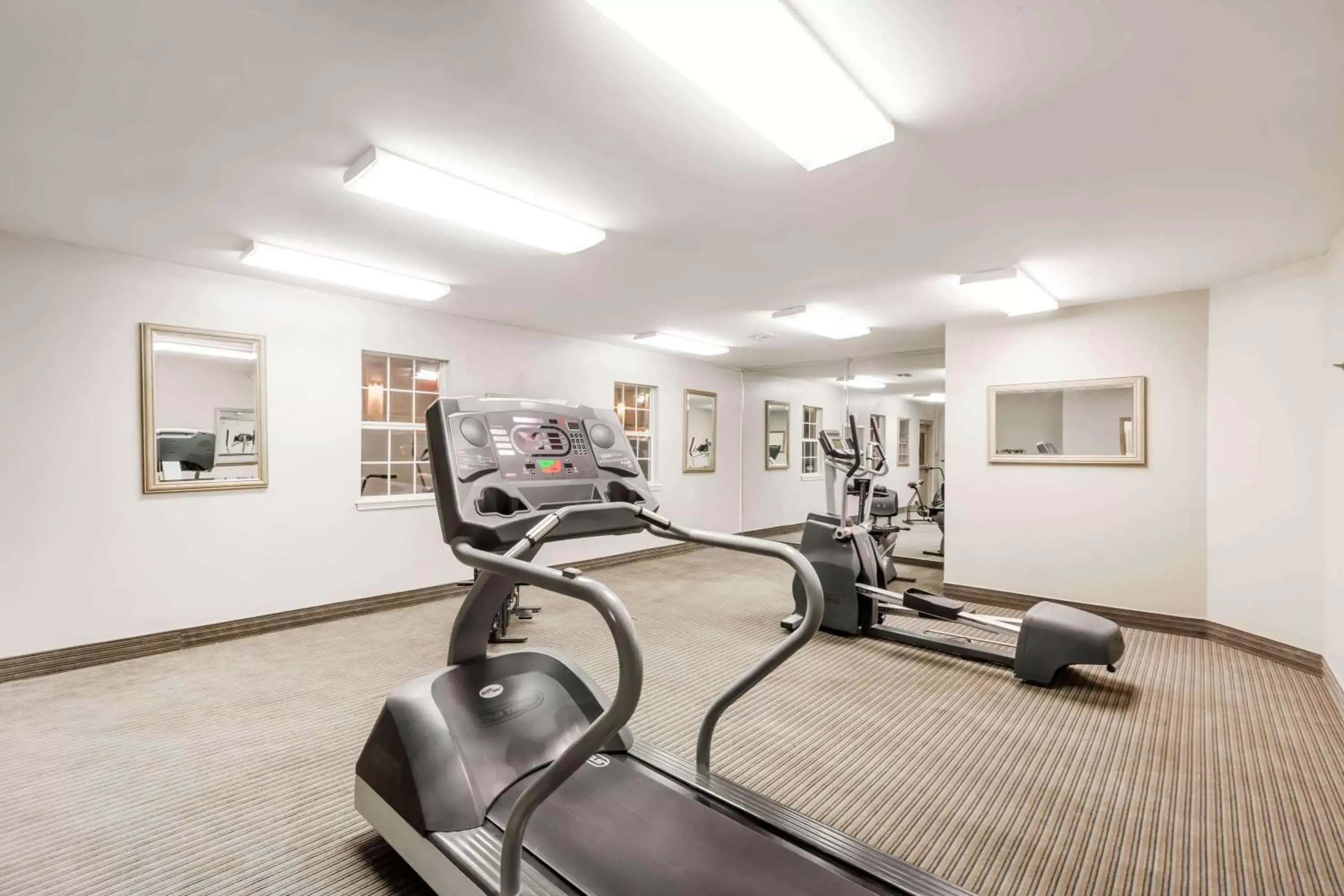 Fitness centre/facilities, Fitness Center/Facilities in Ramada by Wyndham New Iberia