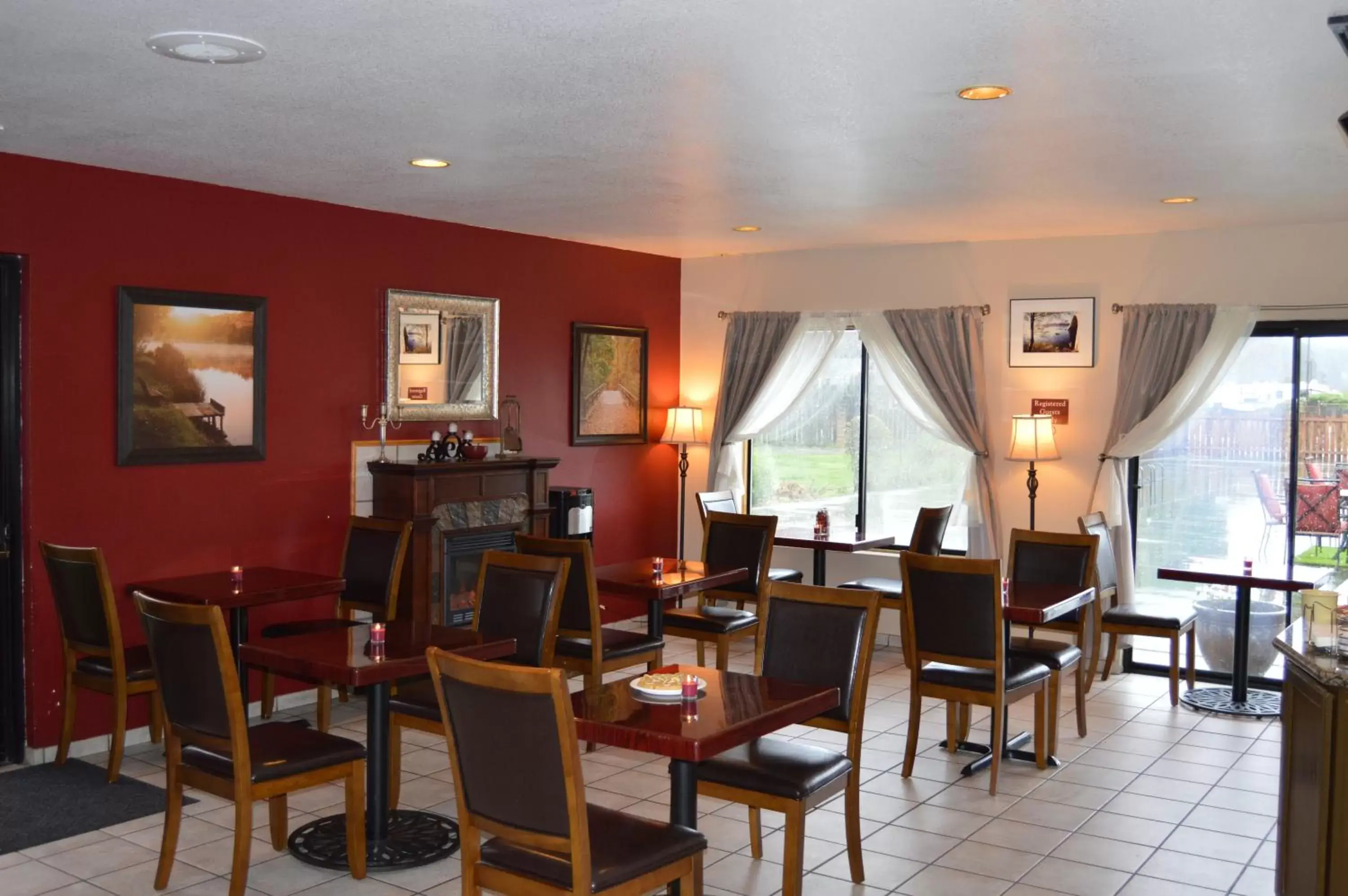 Area and facilities, Restaurant/Places to Eat in Ramada by Wyndham Arcata