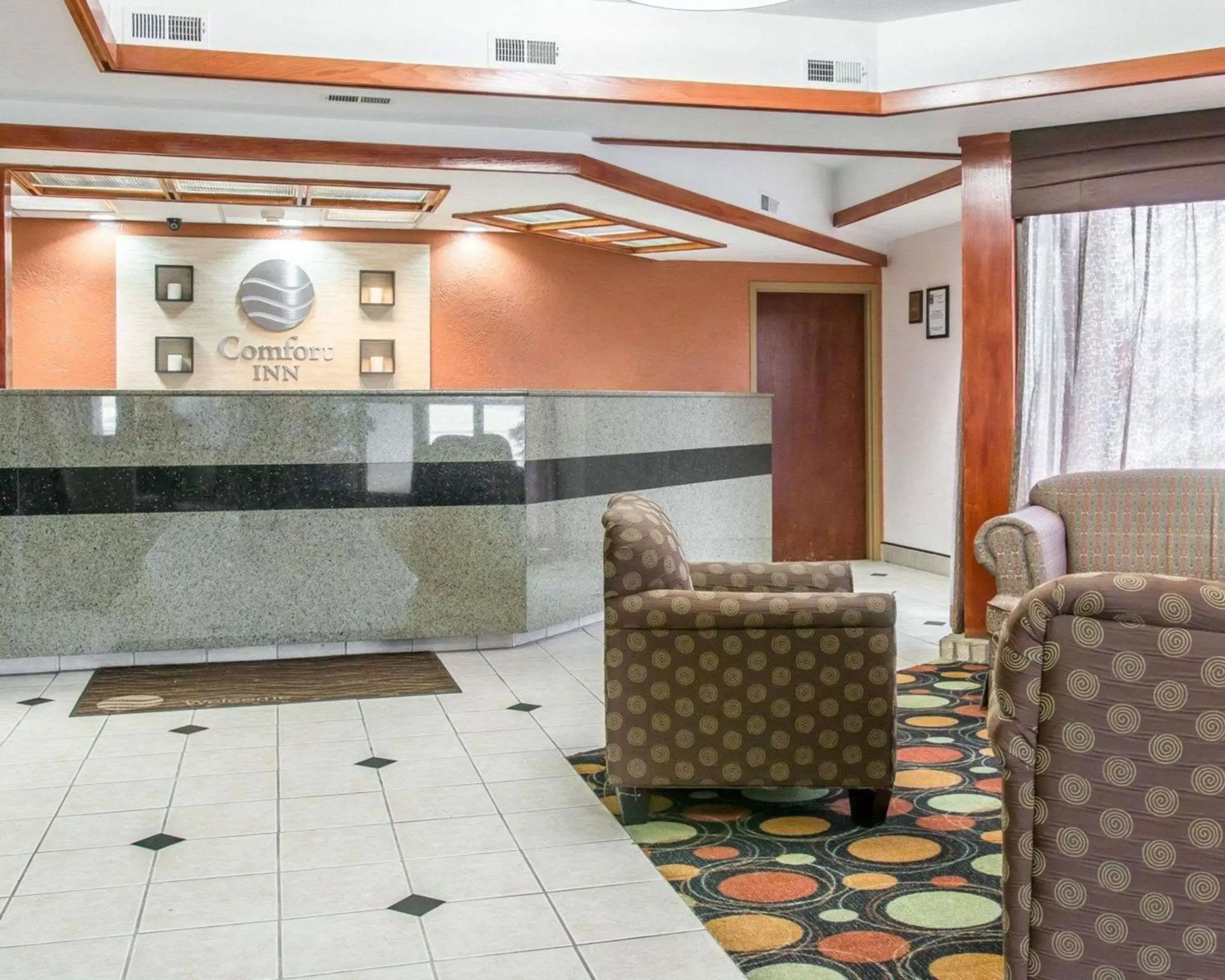 Lobby or reception, Lobby/Reception in Comfort Inn Maumee - Perrysburg Area