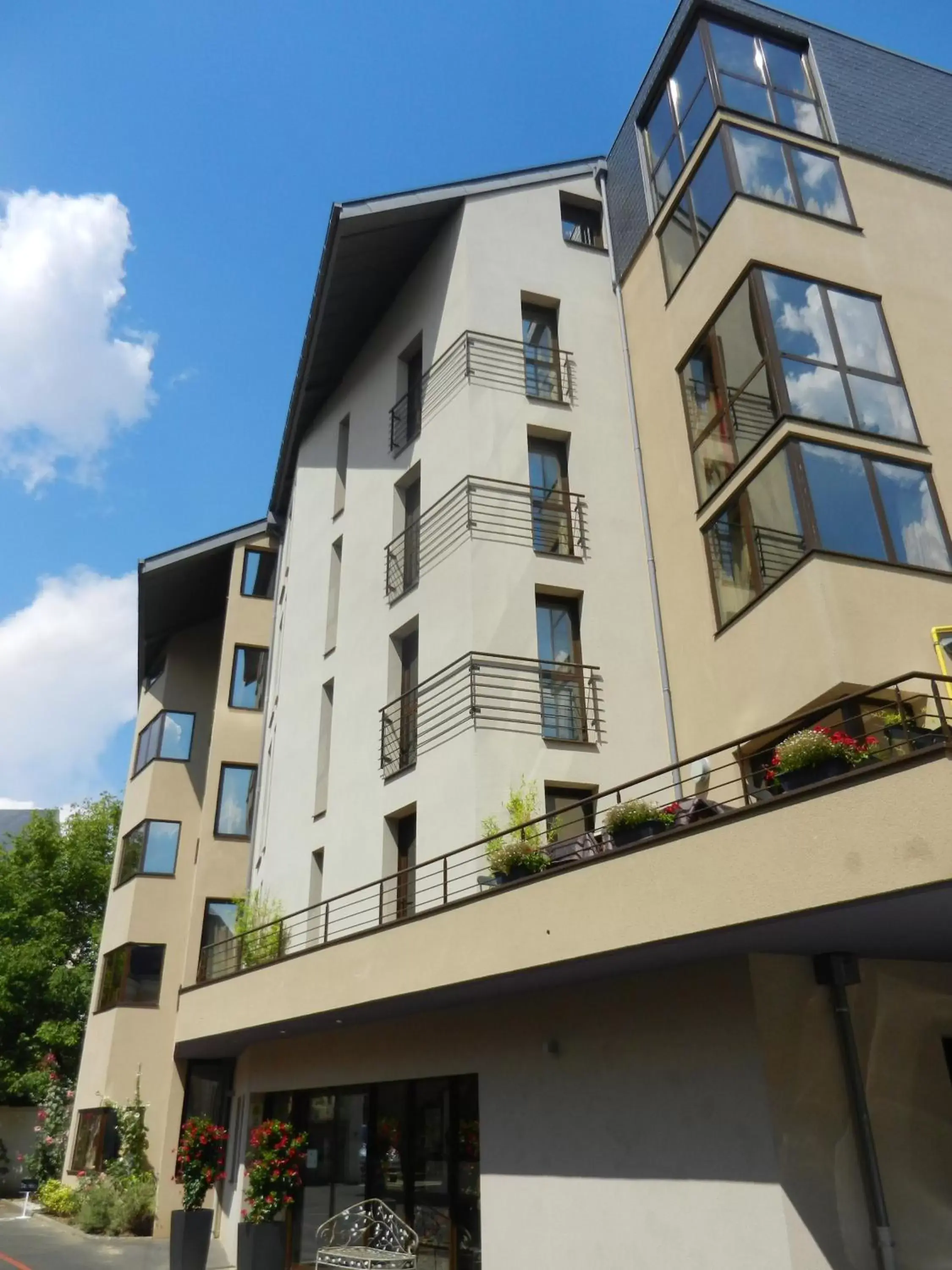 Property Building in L'HÔTEL de CHARTRES