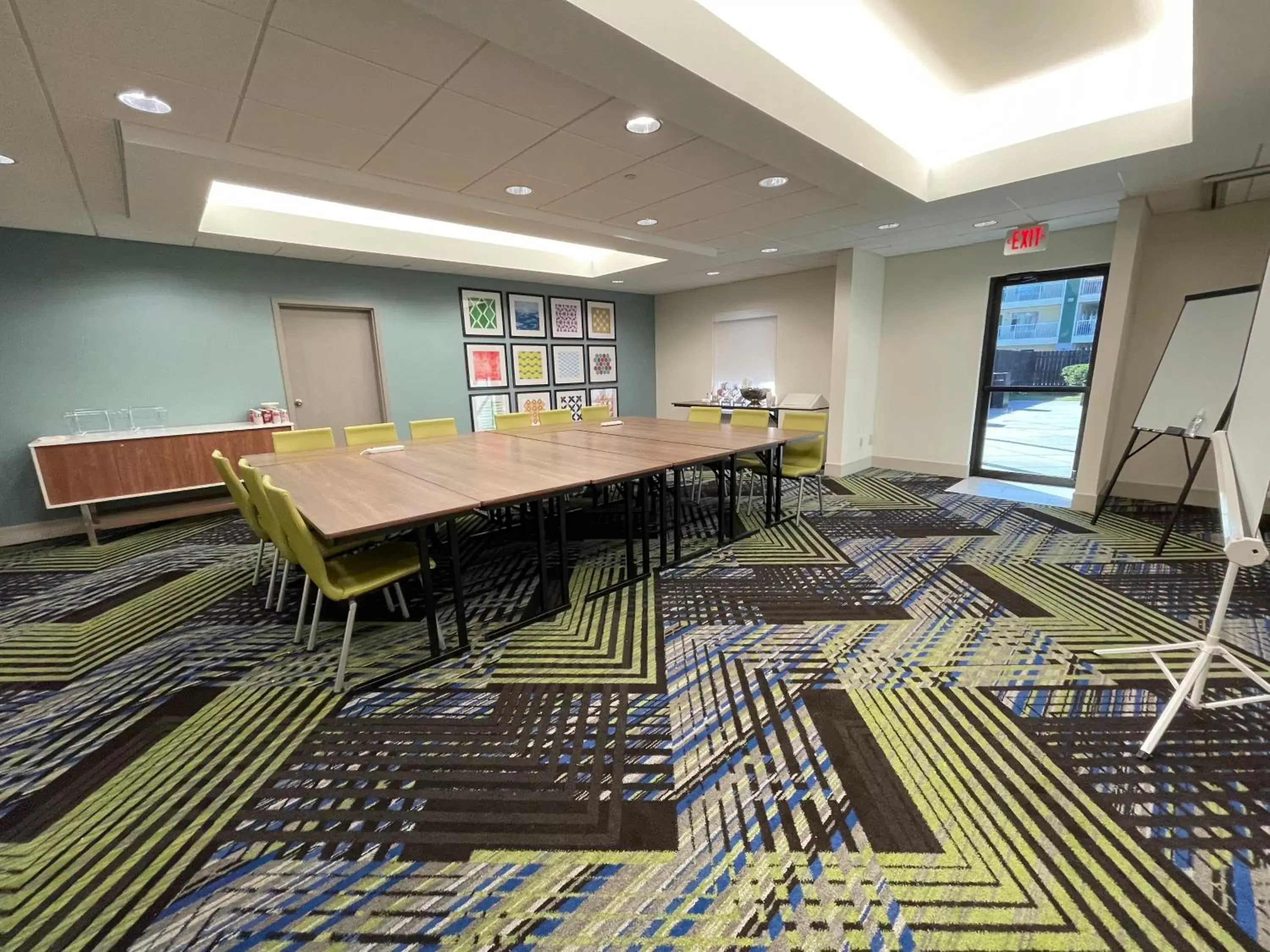 Meeting/conference room in Holiday Inn Express & Suites Sulphur - Lake Charles, an IHG Hotel