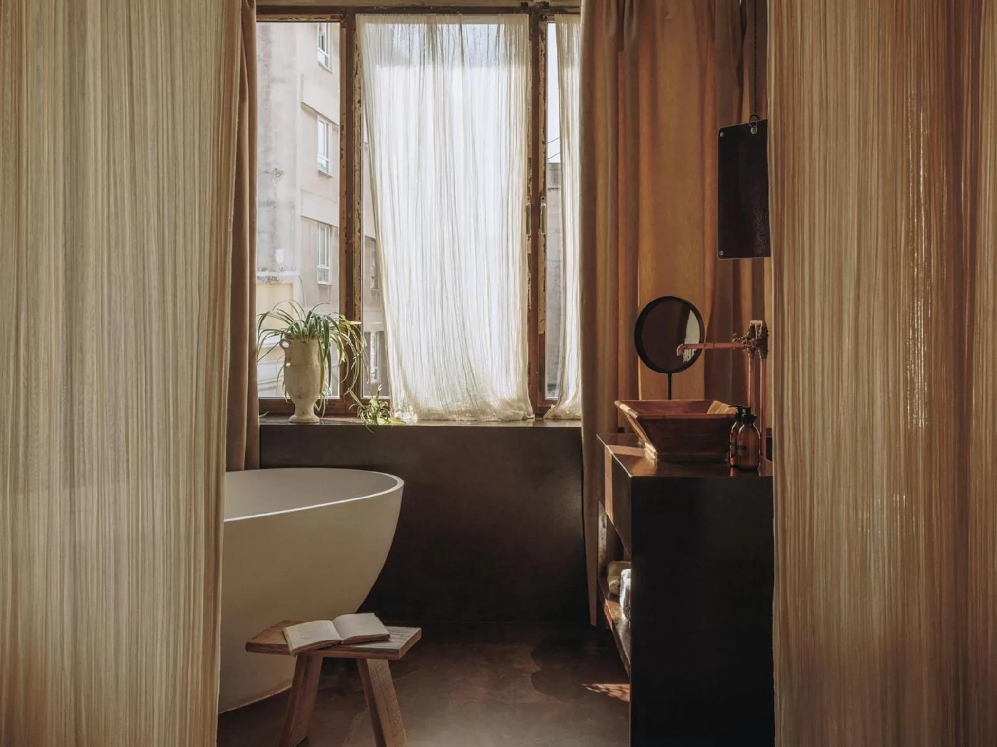 Bathroom in Mona Athens