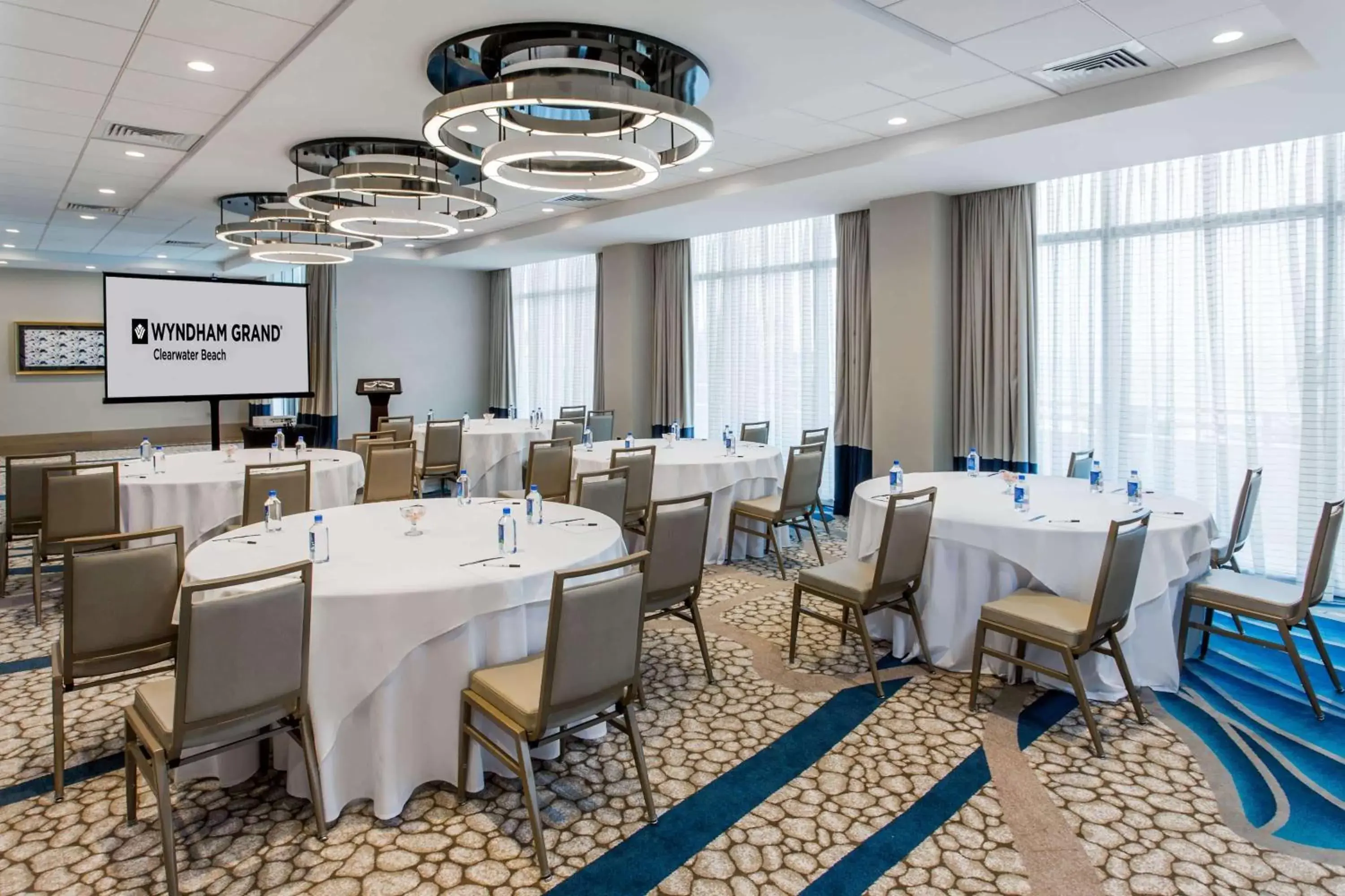 Meeting/conference room, Restaurant/Places to Eat in Wyndham Grand Clearwater Beach