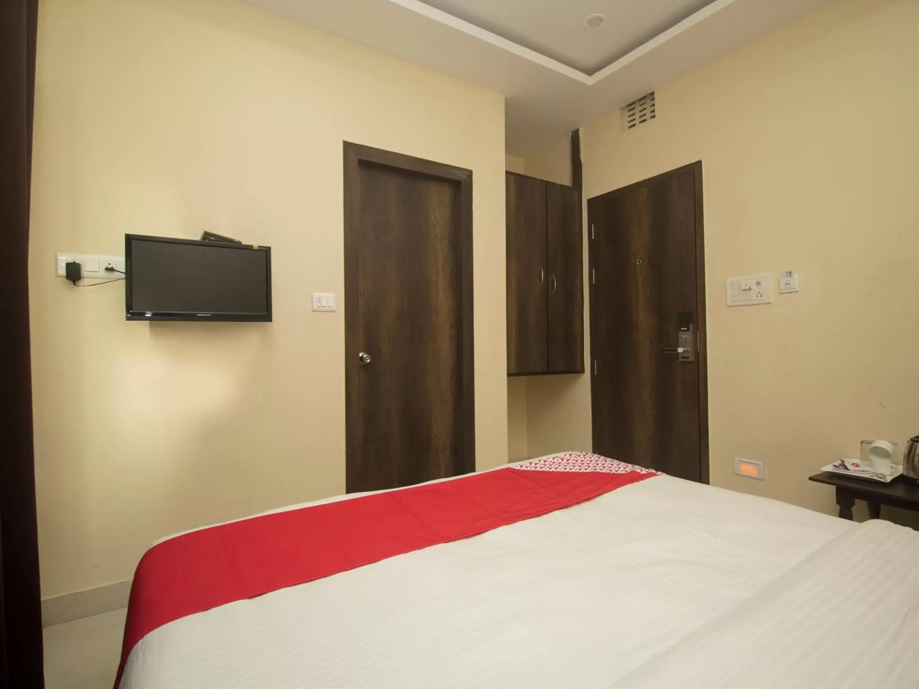Bedroom, Bed in Hotel Mount View, Siliguri Bedroom, Bed in Hotel Mount View, Siliguri