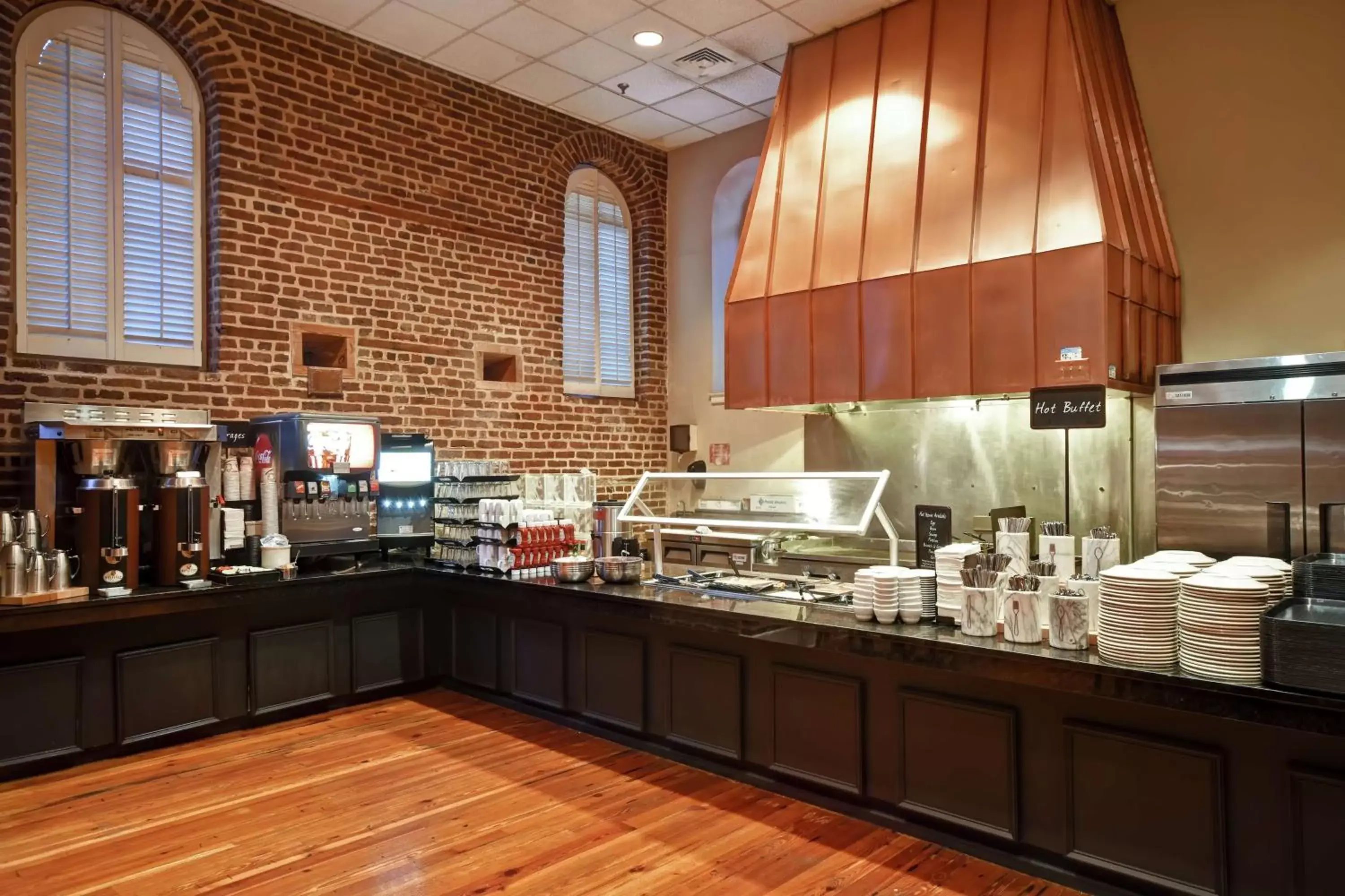 Dining area, Restaurant/Places to Eat in Embassy Suites Charleston - Historic District