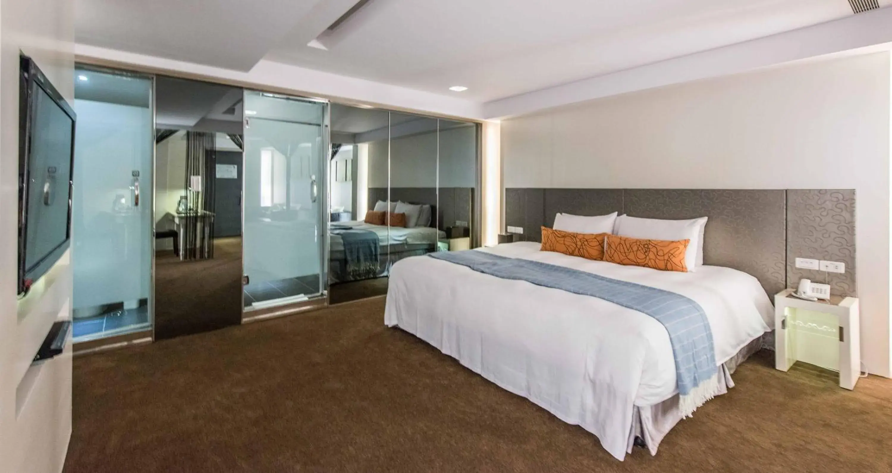 Bedroom, Bed in Forward Hotel Nangang