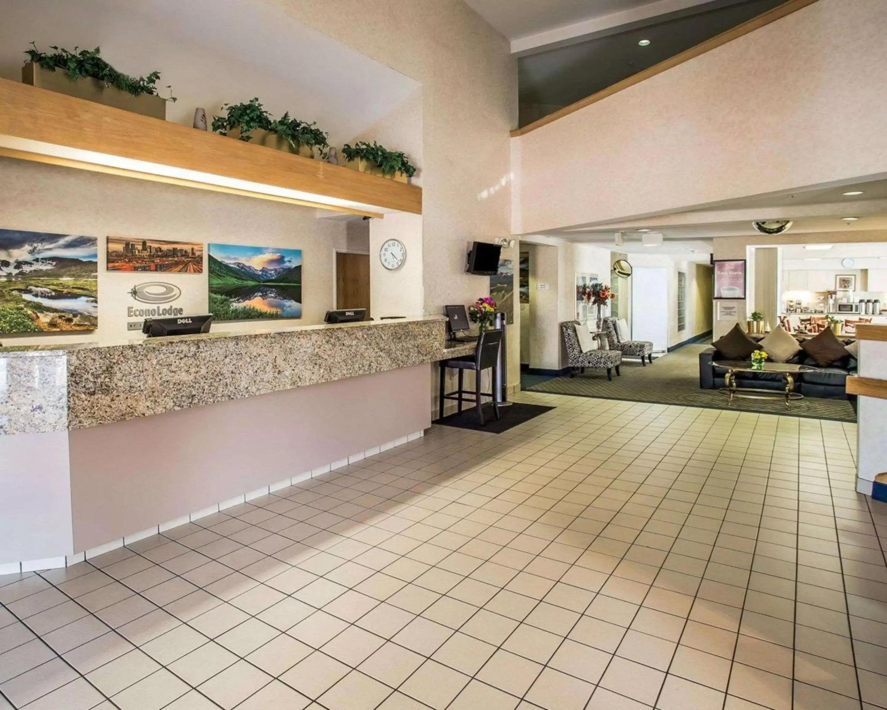 Lobby or reception, Lobby/Reception in Econo Lodge Denver International Airport