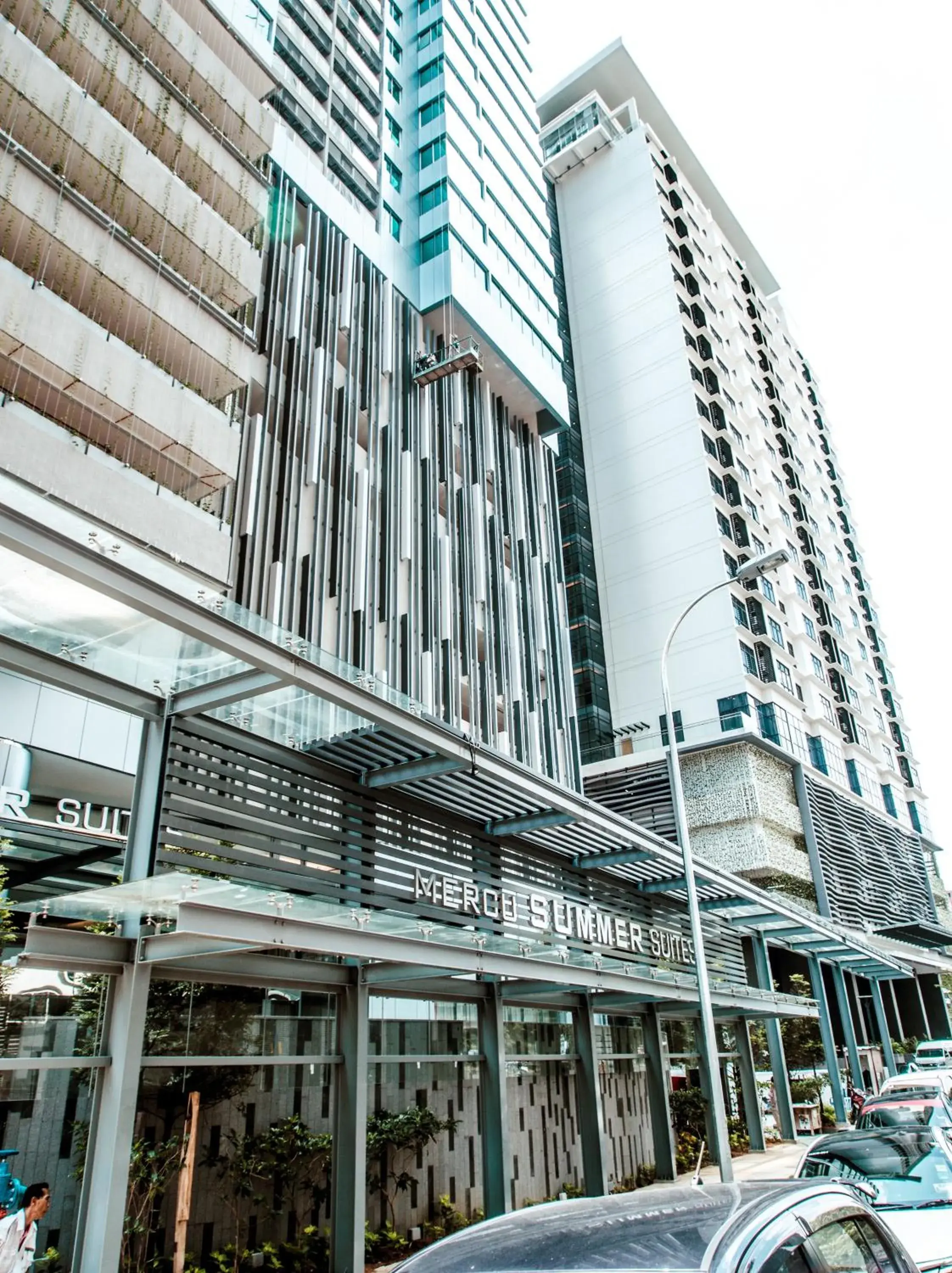 Facade/entrance in Summer Suites Residences by Subhome Facade/entrance in Summer Suites Residences by Subhome