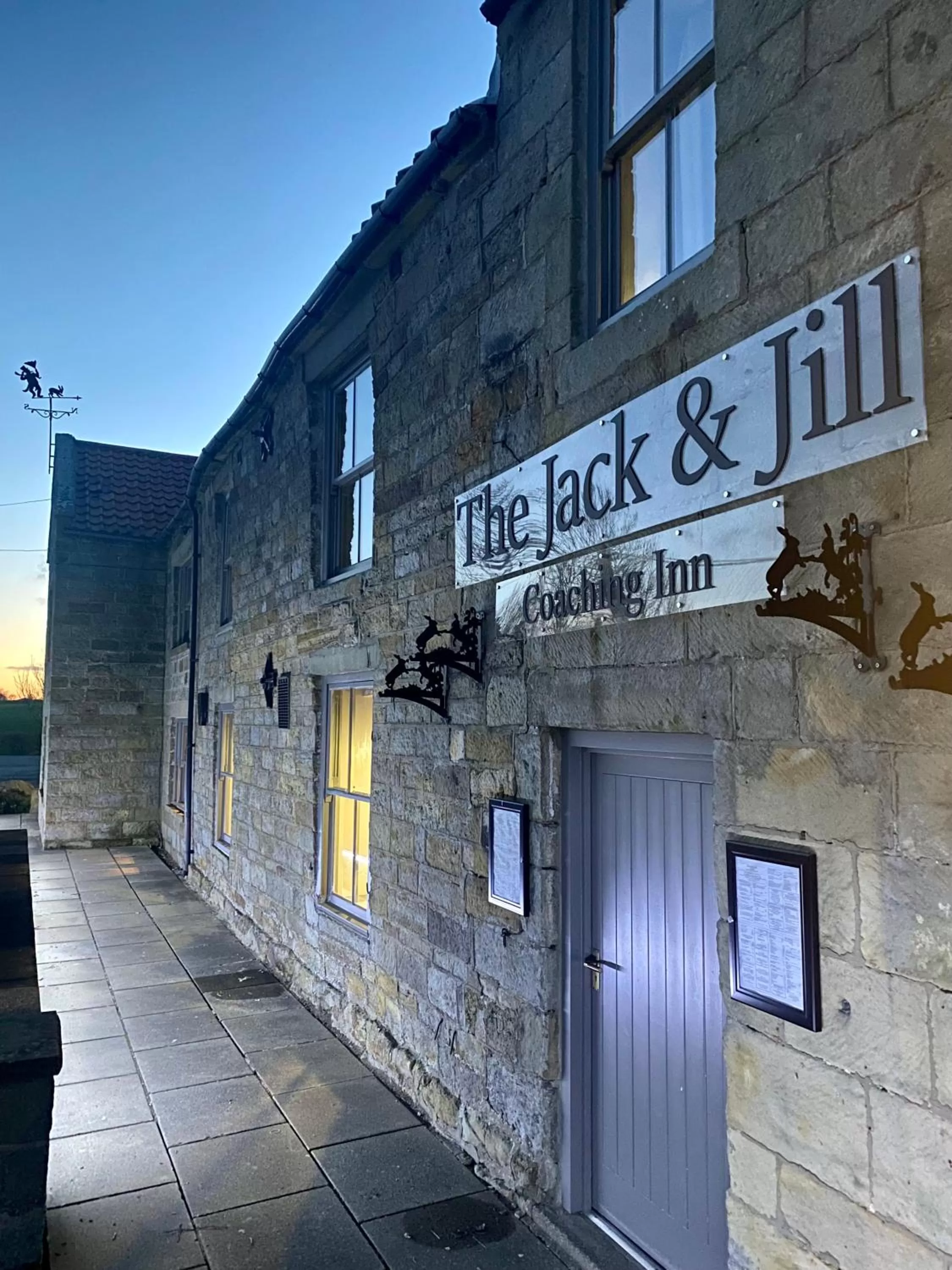 Facade/entrance in The Jack and Jill Coaching Inn