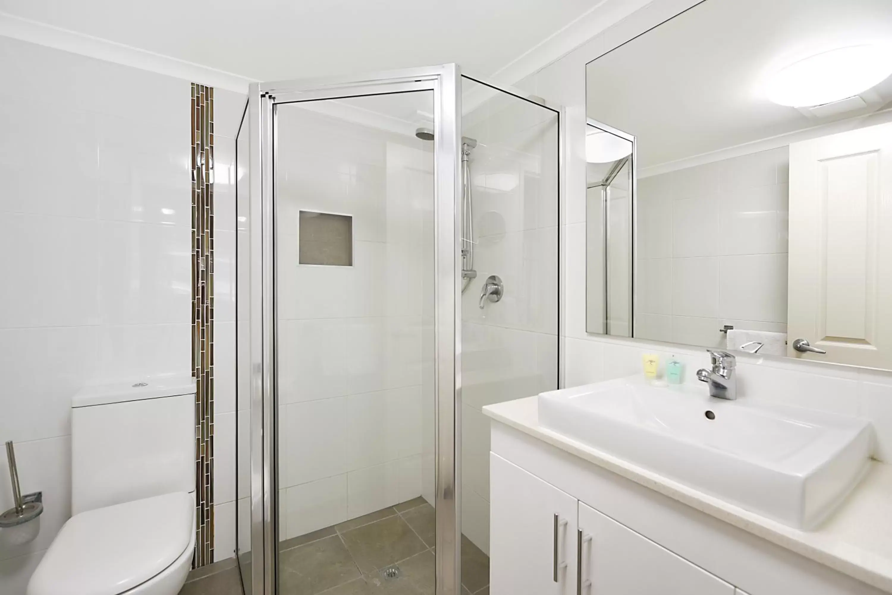 Shower, Bathroom in The Atrium Resort