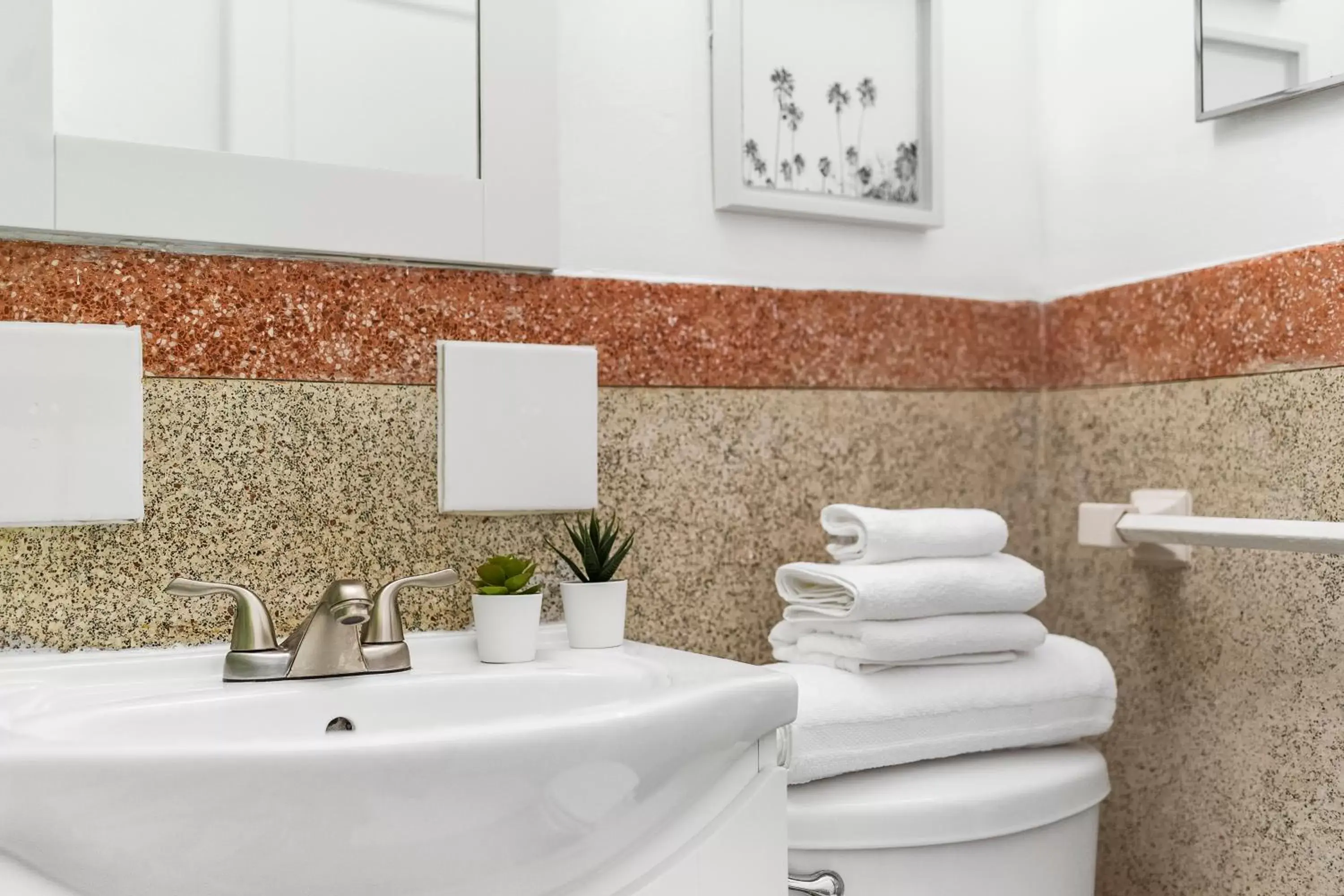 Bathroom in Alani Bay Villas