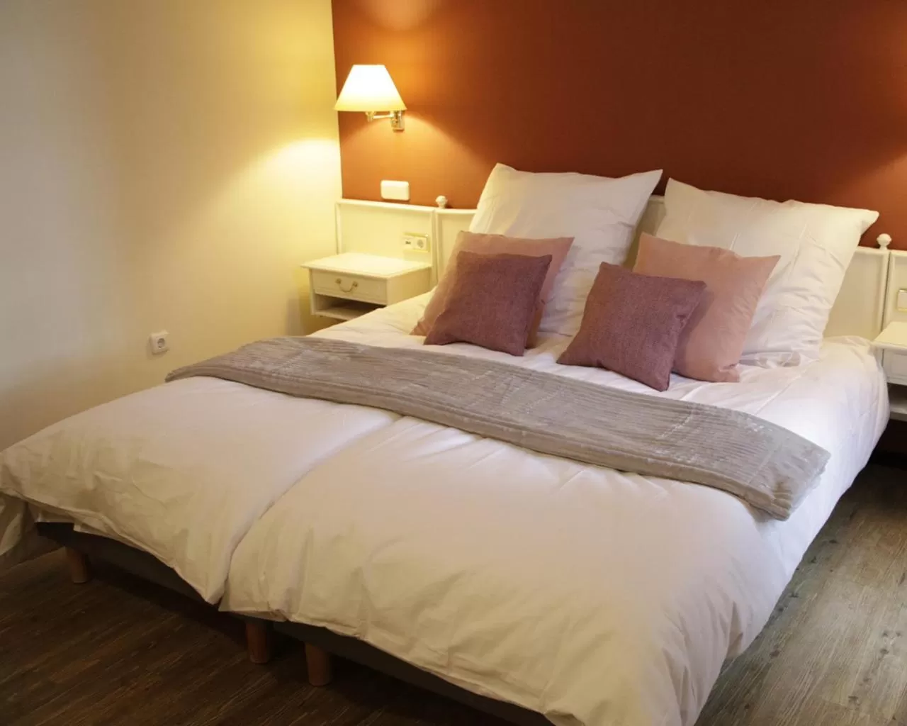 Bedroom, Bed in Z&B Hotel